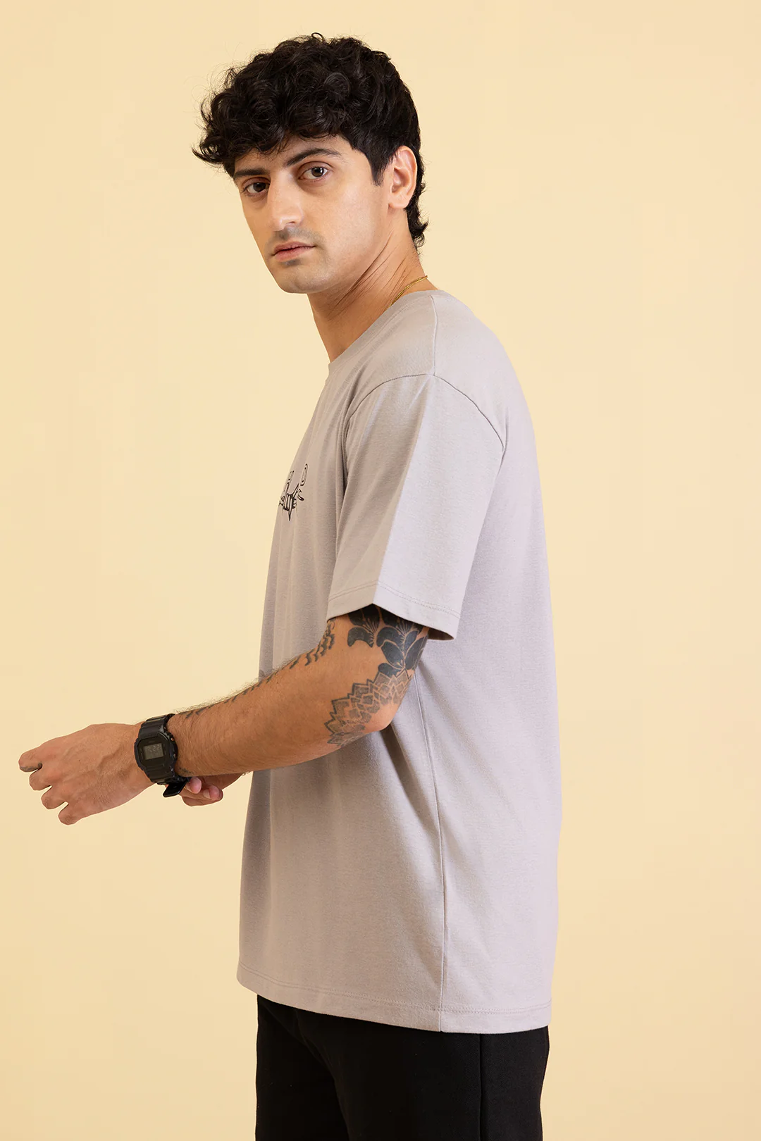 Graphic T-Shirt - R324 - Image 5