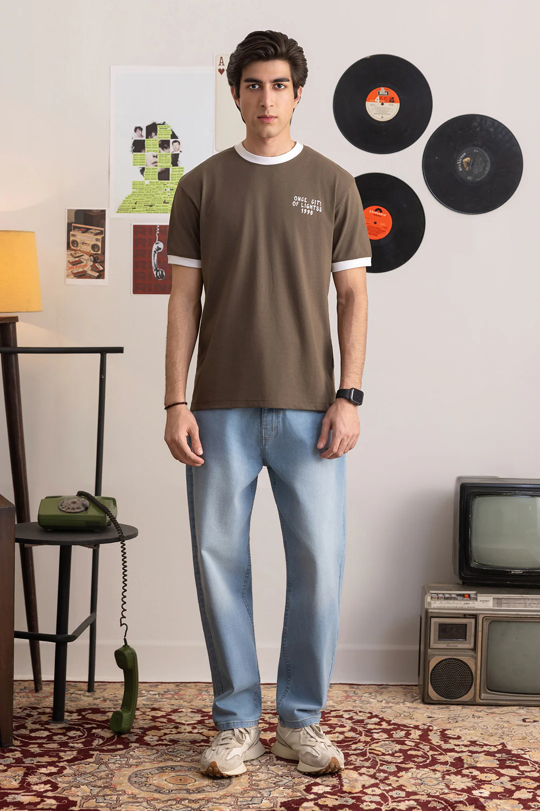 Graphic T-Shirt - R337 - Image 4