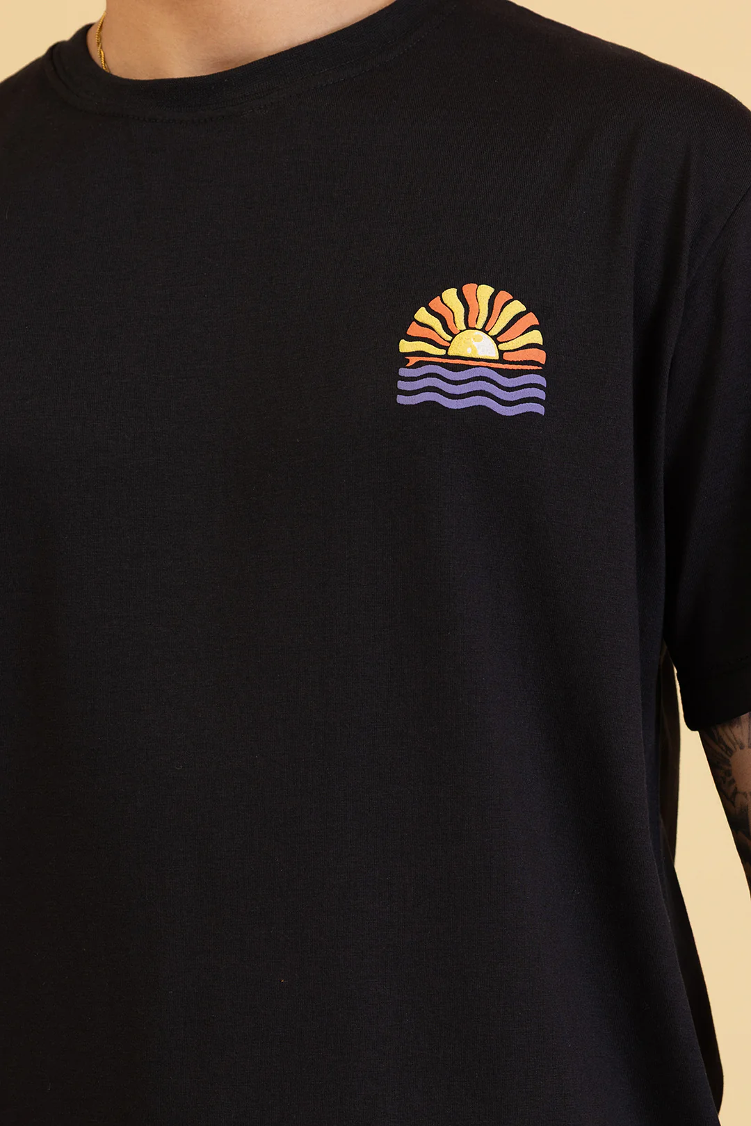 Graphic T-Shirt - R352 - Image 3
