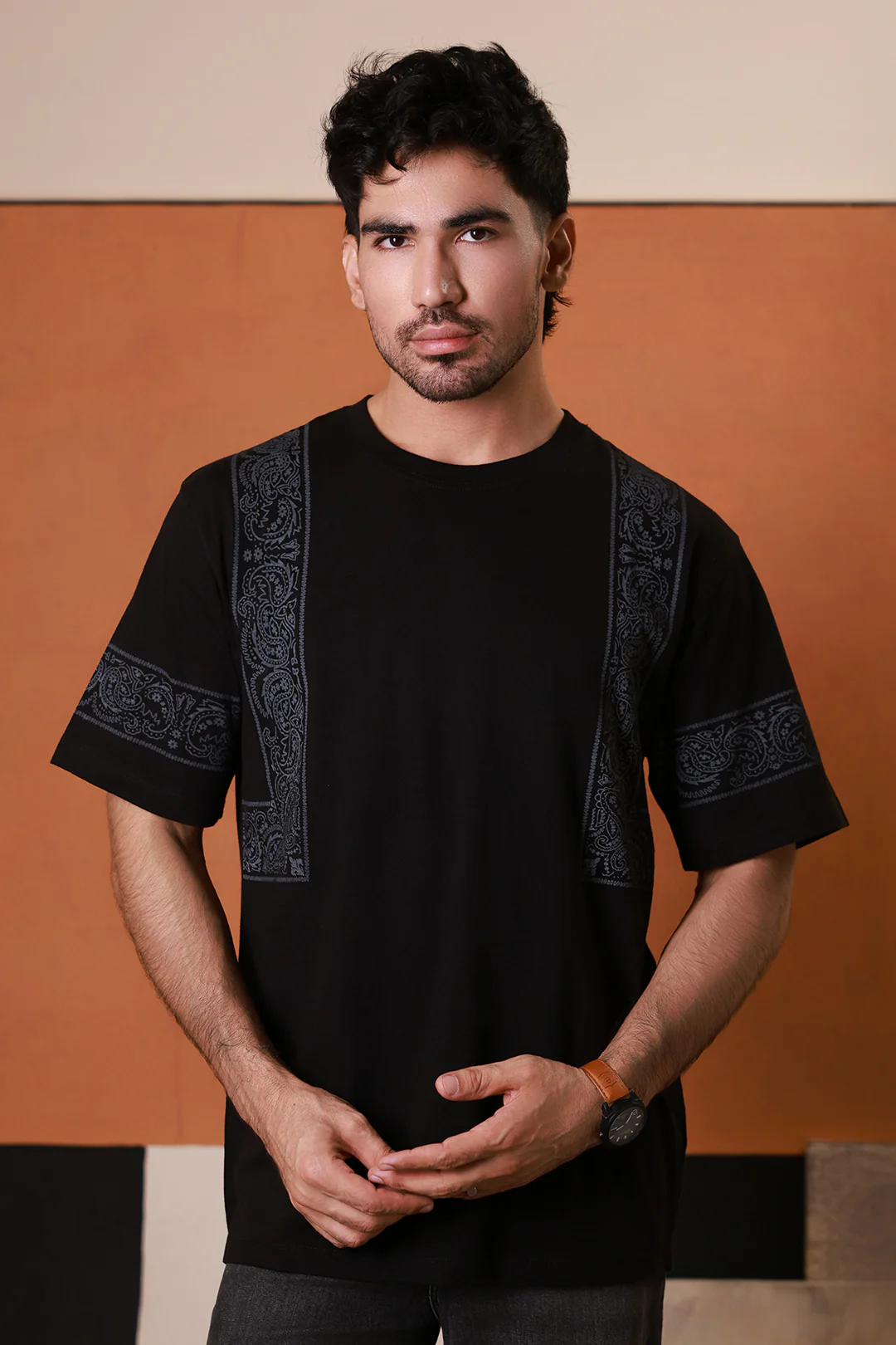 Relax Graphic T-Shirt - X012