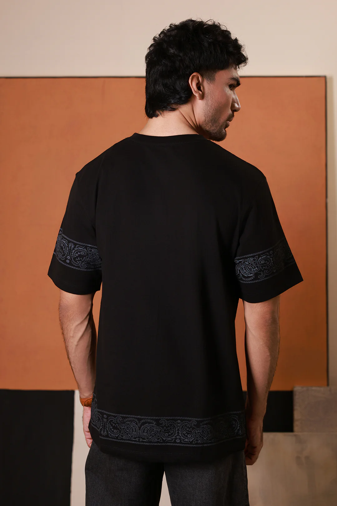 Relax Graphic T-Shirt - X012 - Image 5