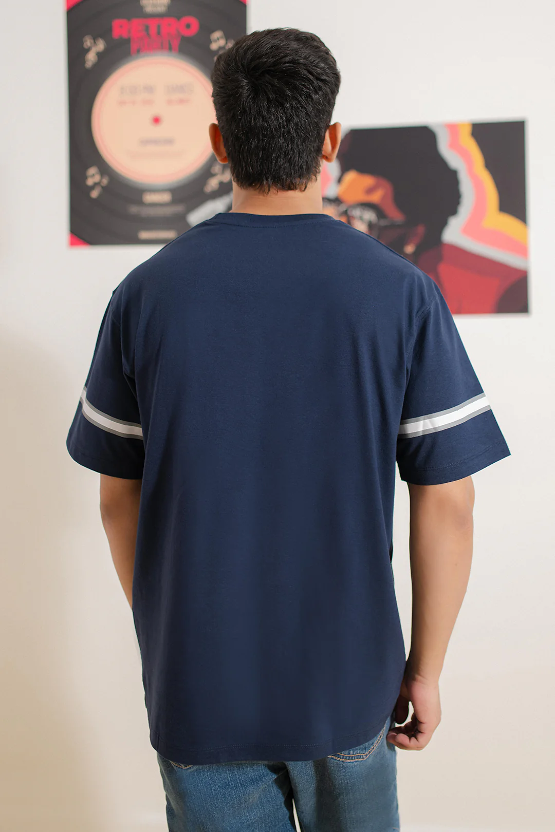Relax Graphic T-Shirt - X022 - Image 3