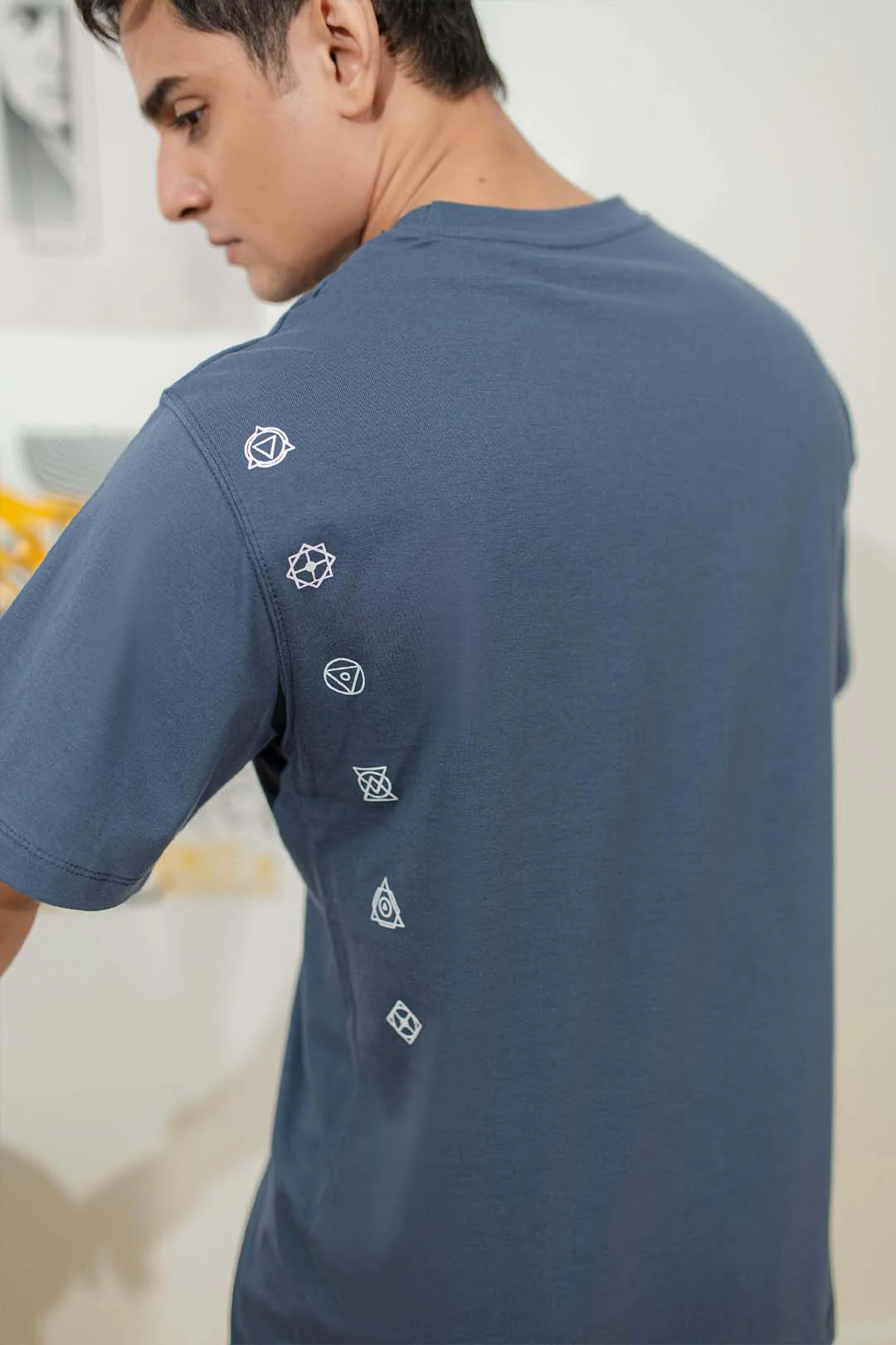 Relax Graphic T-Shirt - X037 - Image 5