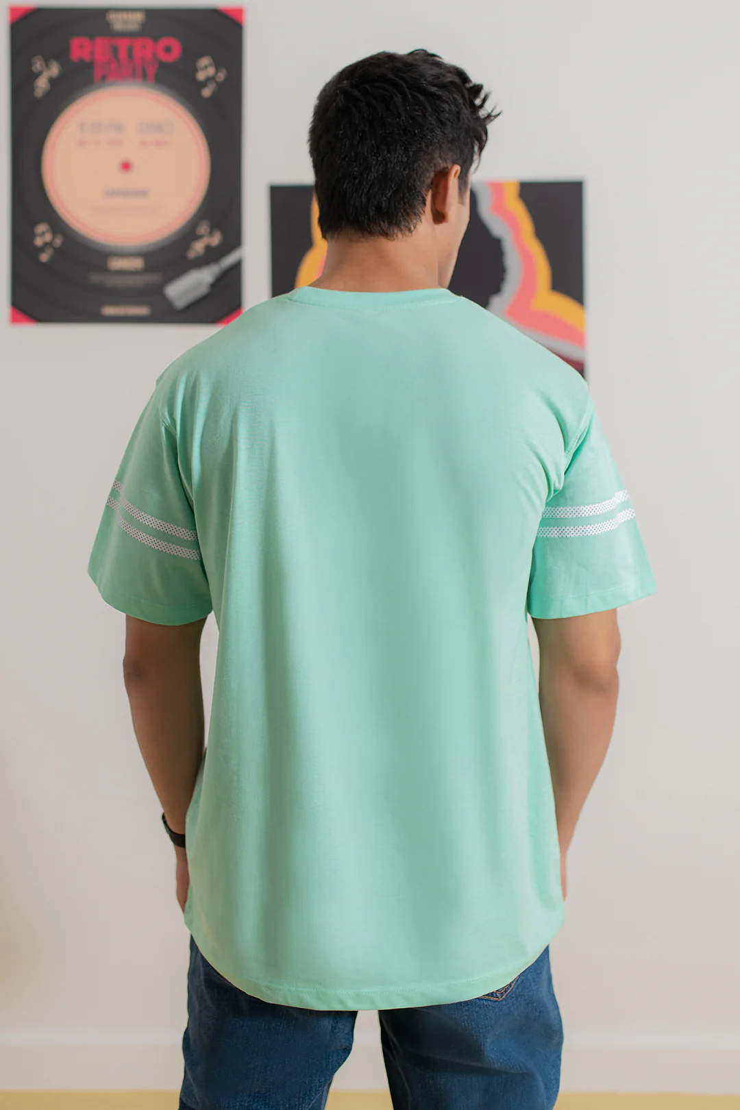 Relax Graphic T-Shirt - X067 - Image 3