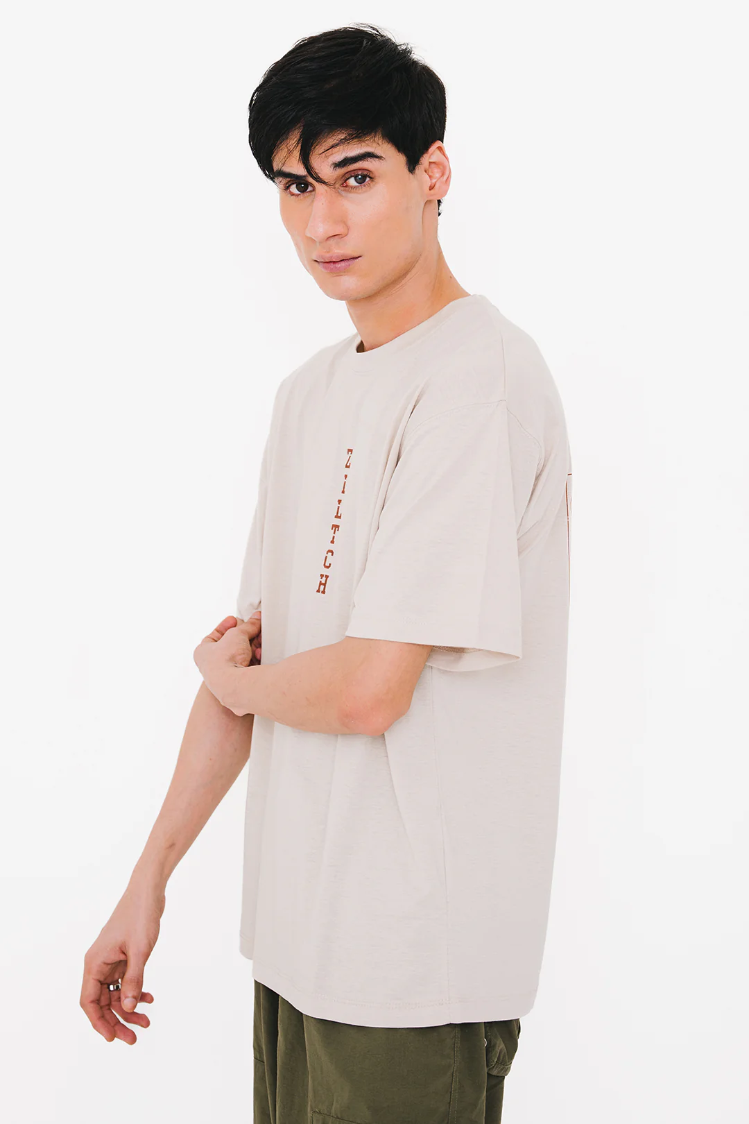 Relax Graphic T-Shirt - X081 - Image 4