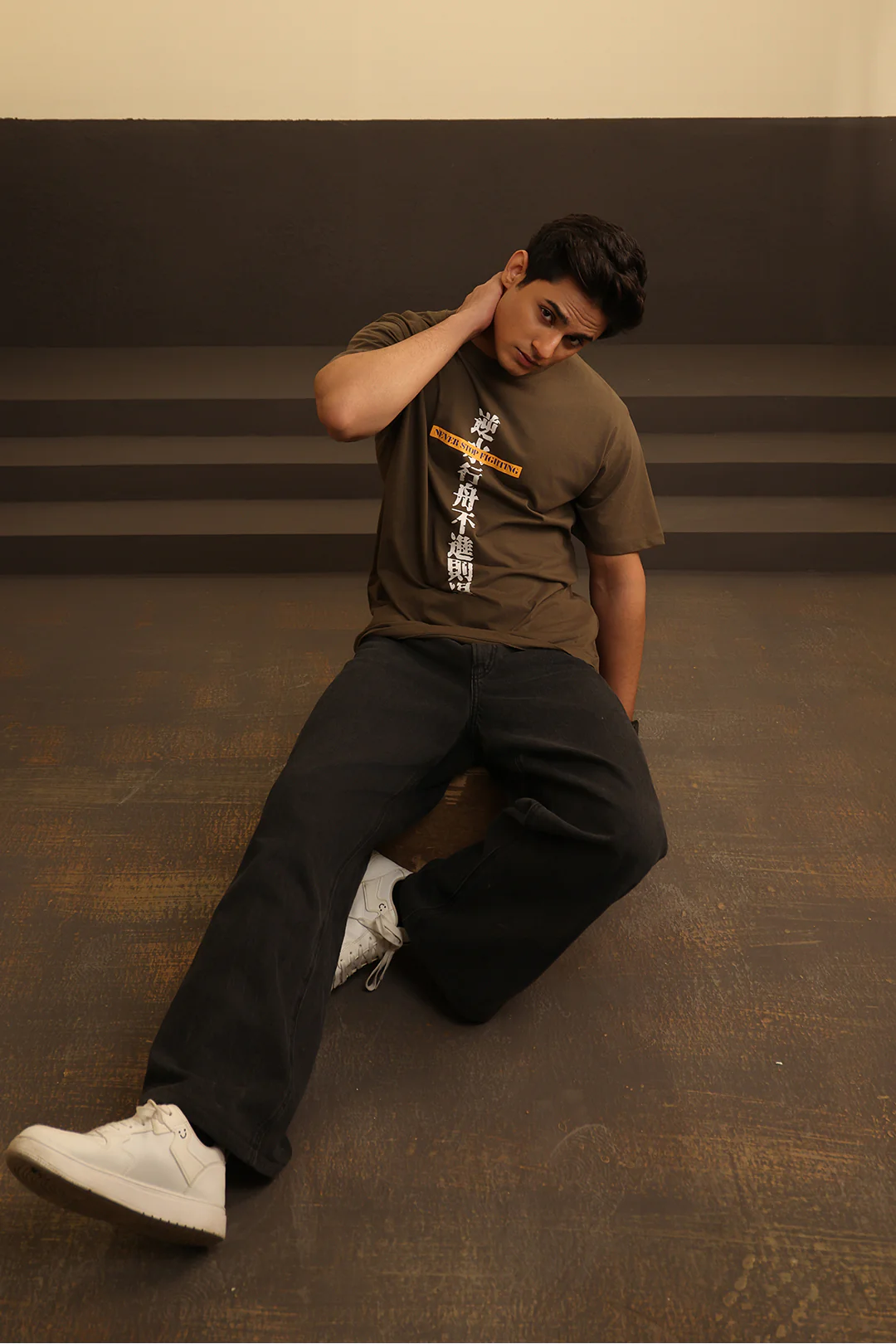 Relax Graphic T-Shirt - X105 - Image 5