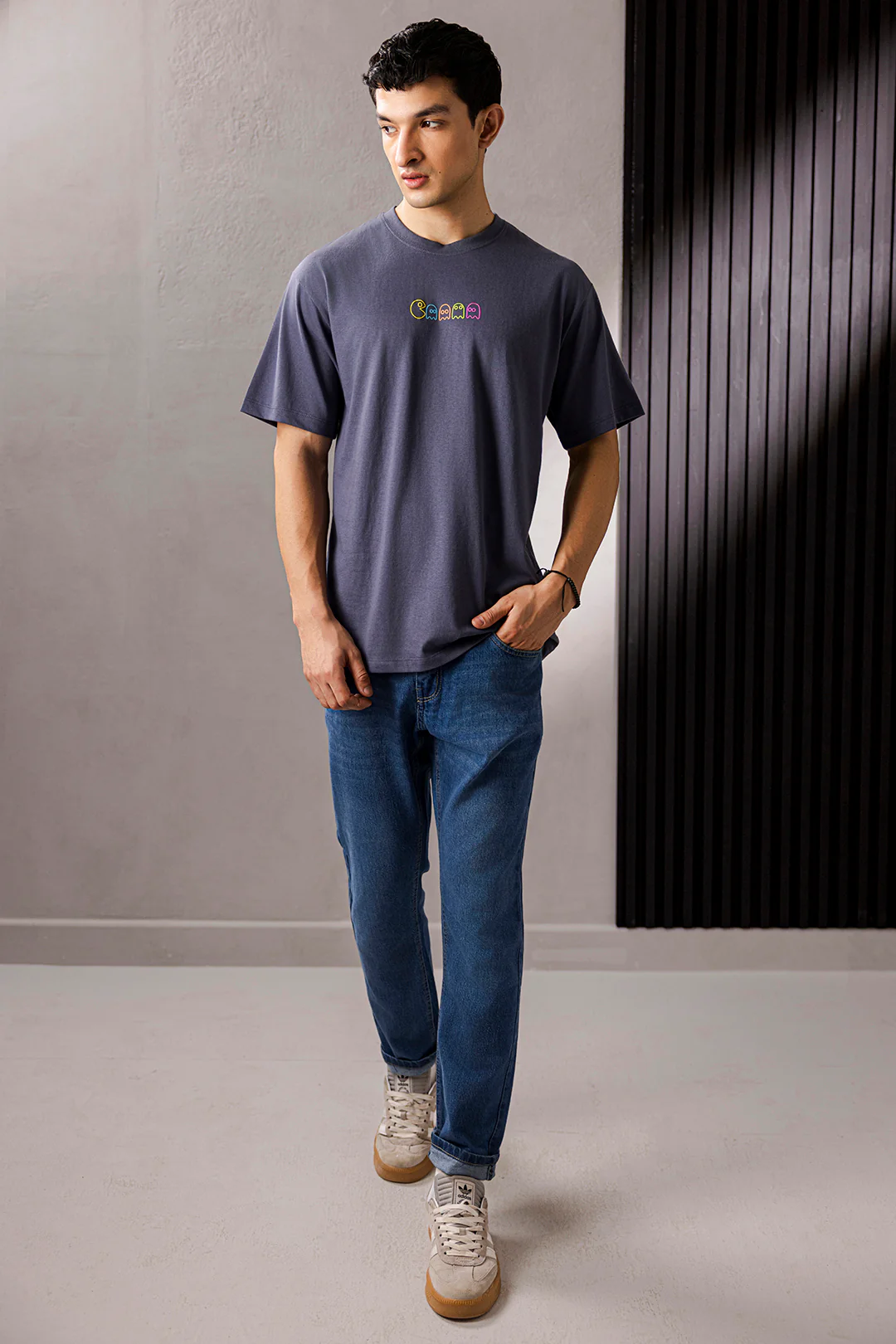 Relax Graphic T-Shirt - X136 - Image 2