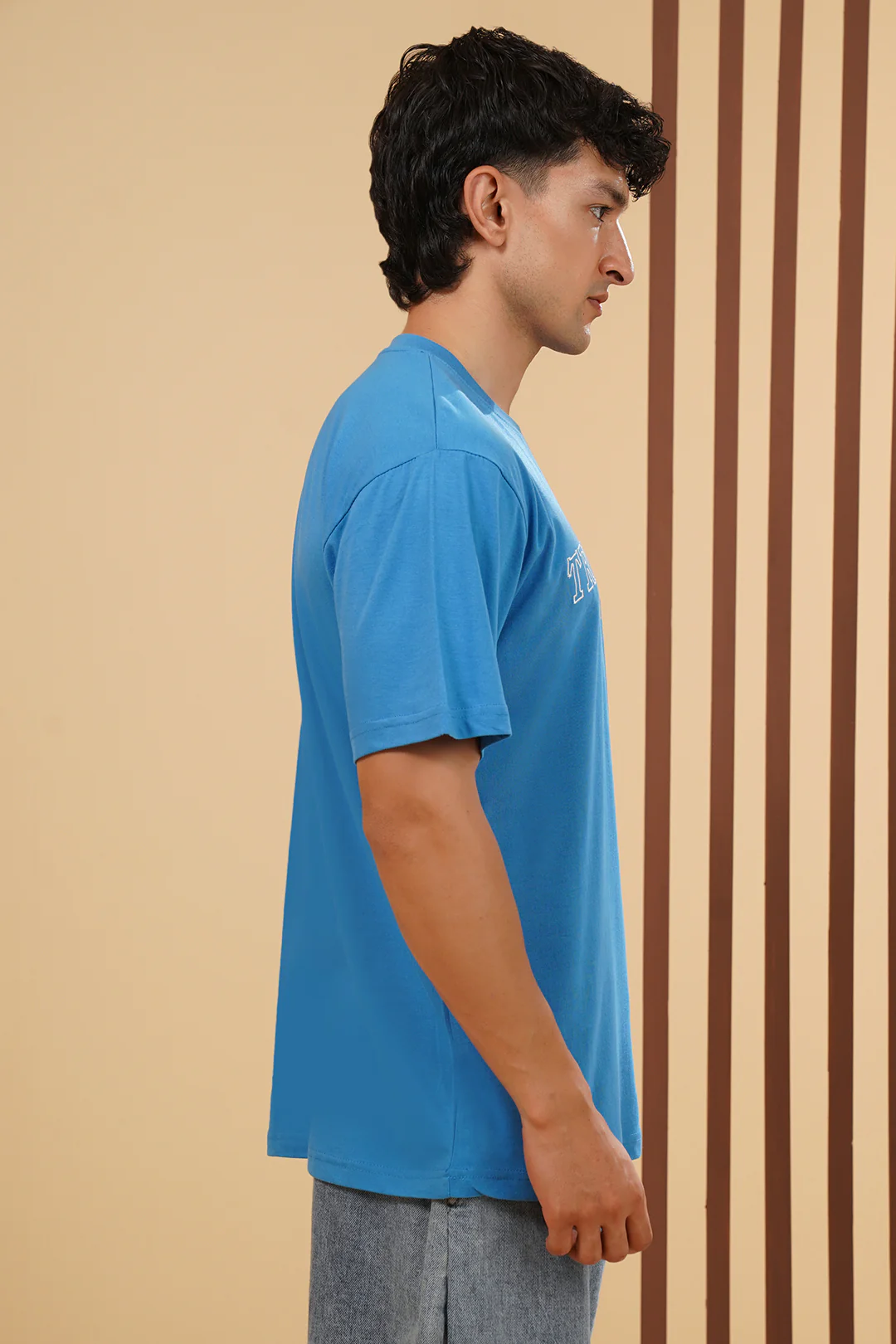 Relax Graphic T-Shirt - X256 - Image 2