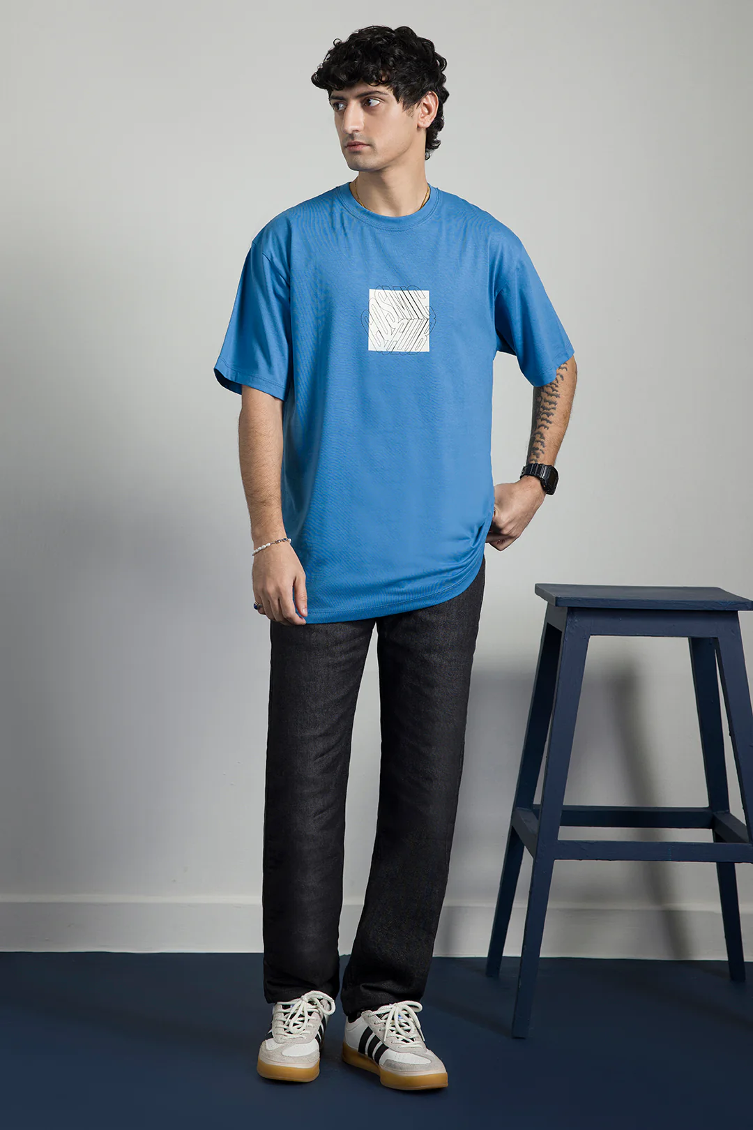 Relax Graphic T-Shirt - X325 - Image 3