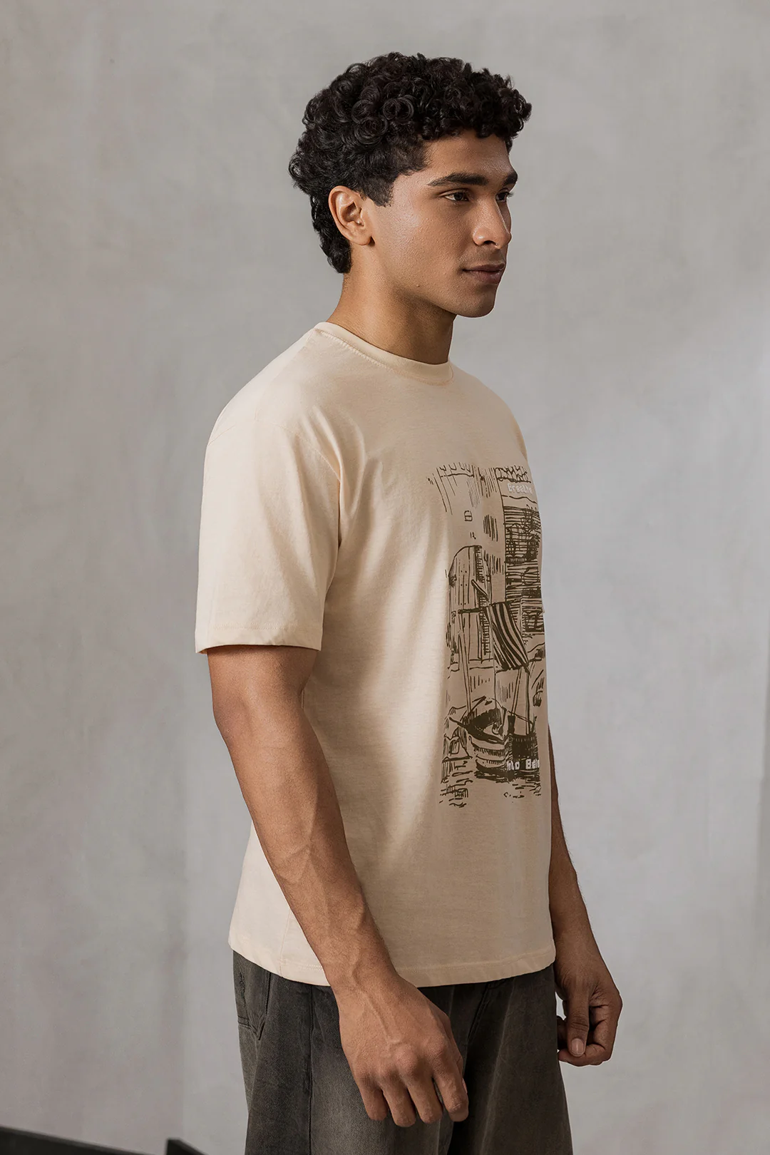 Graphic T-Shirt - R040 - Image 5