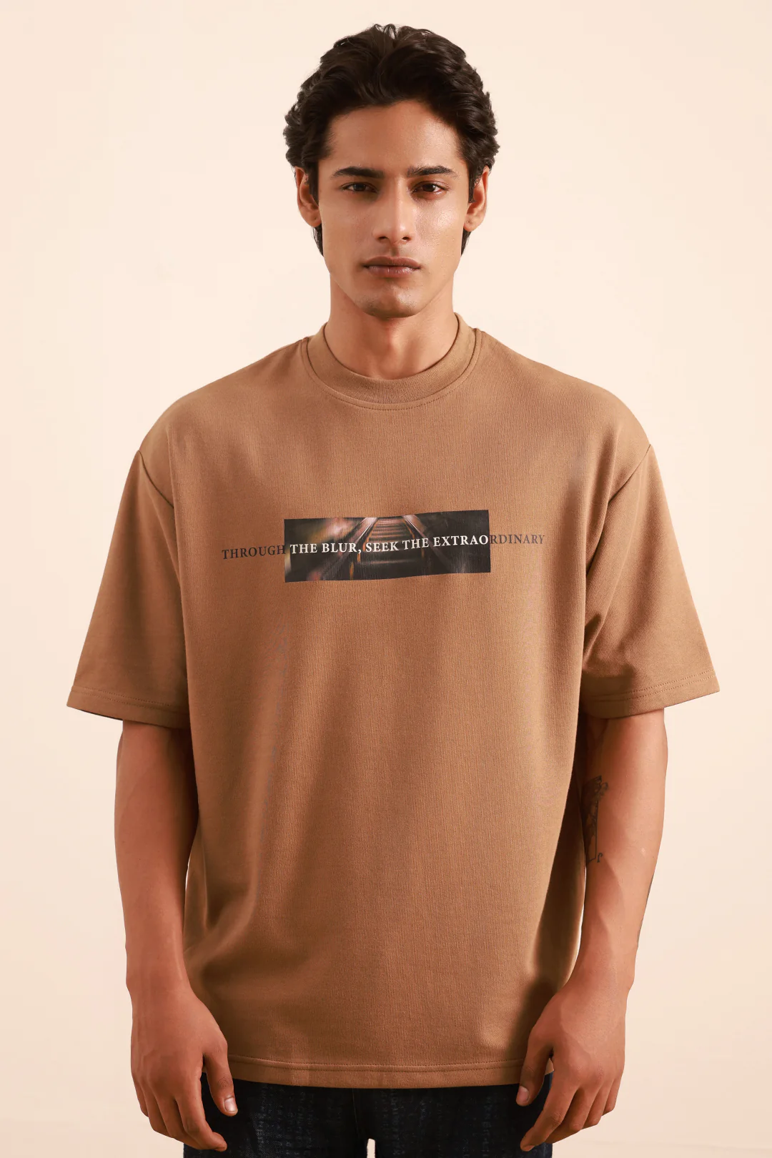 Oversized Graphic T-Shirt - 4010 - Image 4