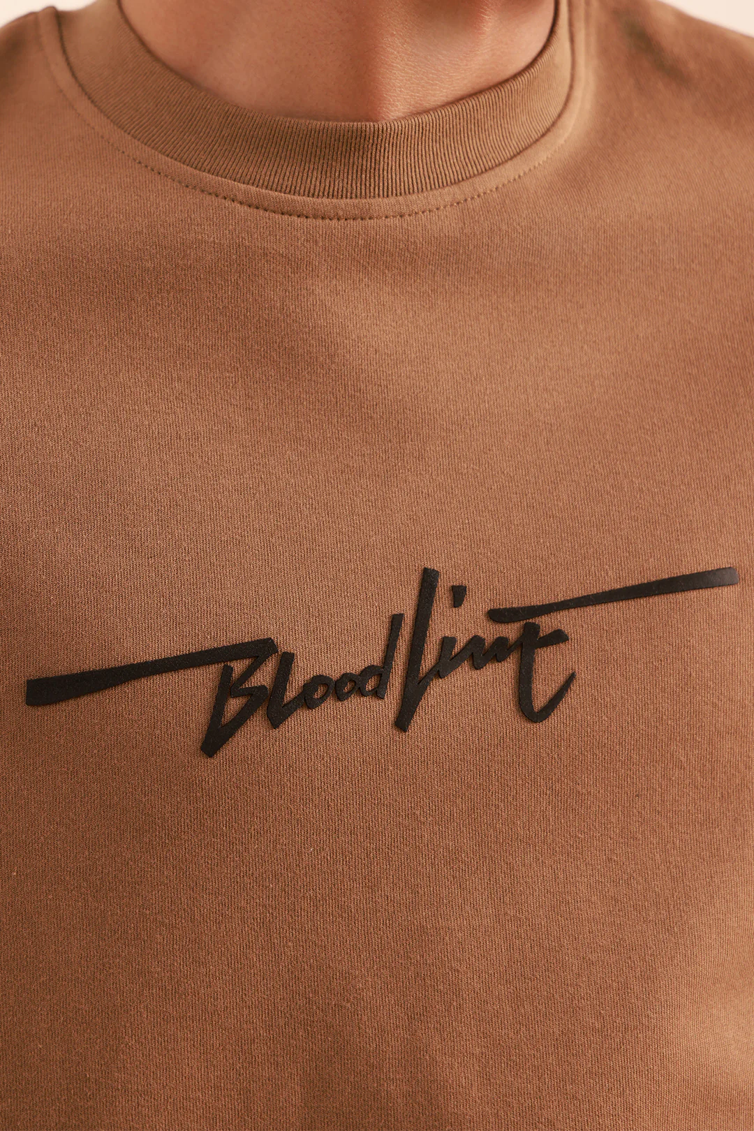 Oversized Graphic T-Shirt - 4012 - Image 4