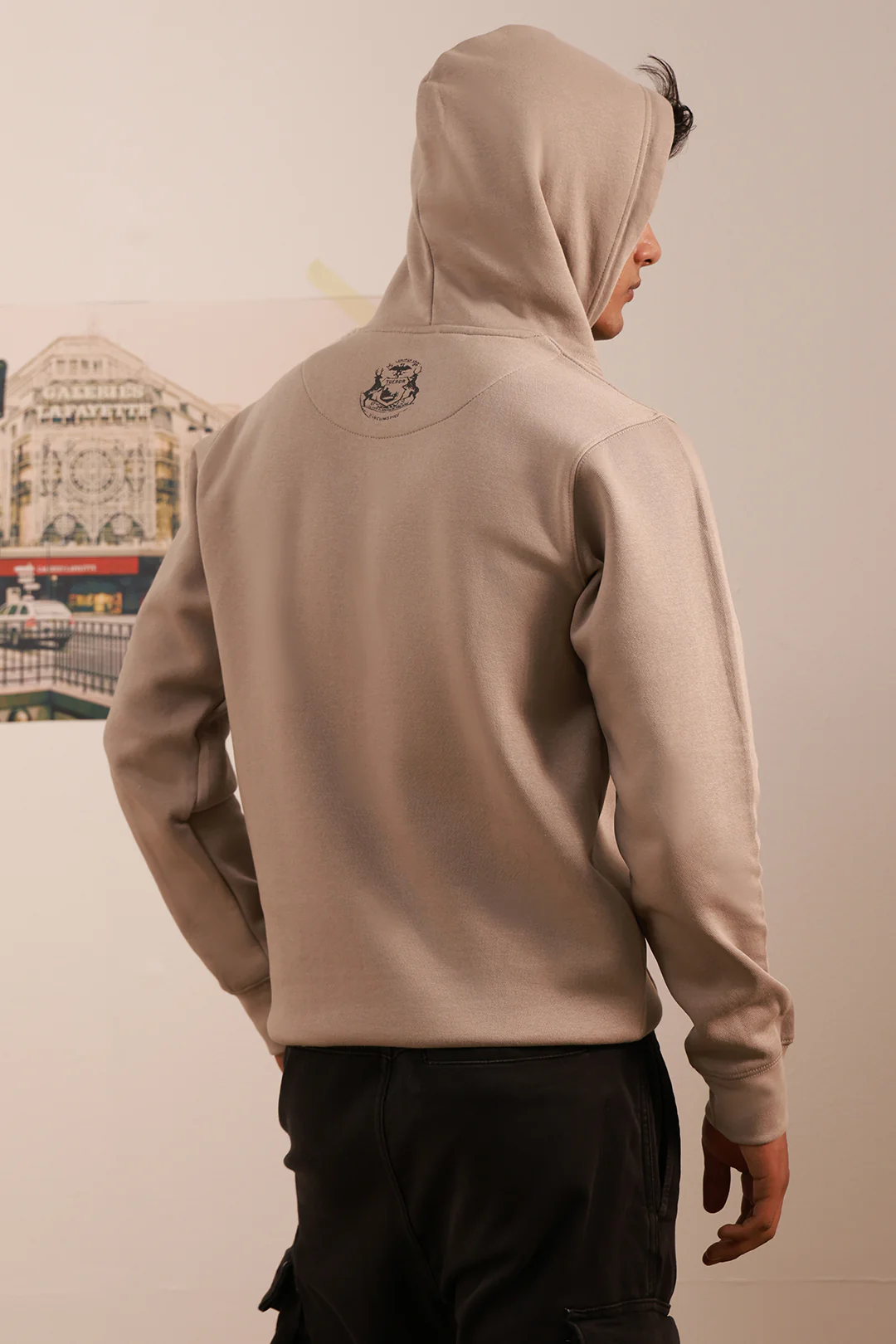 Graphic Hoodie - 5011 - Image 5