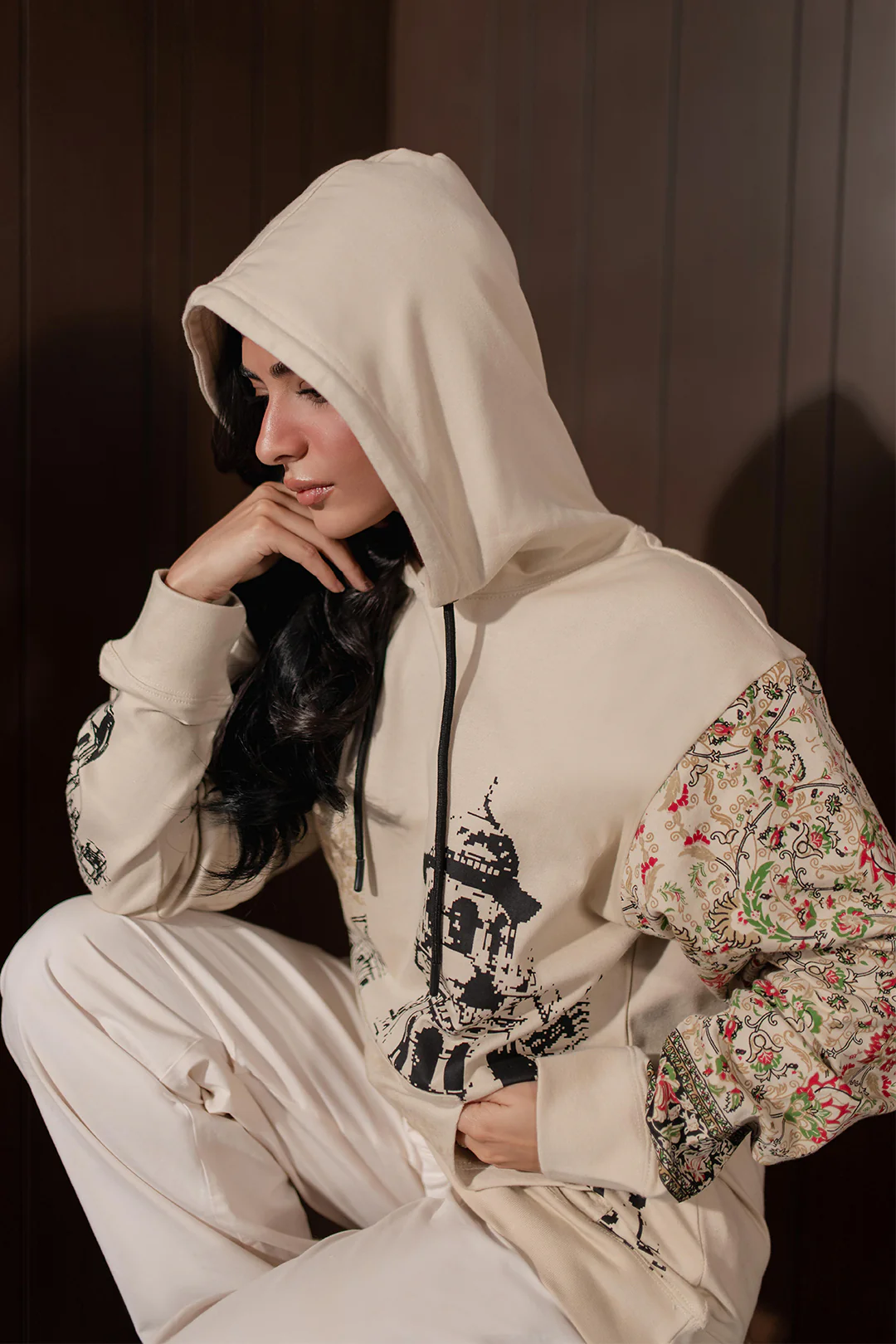 Graphic Hoodie - 4005 - Image 6