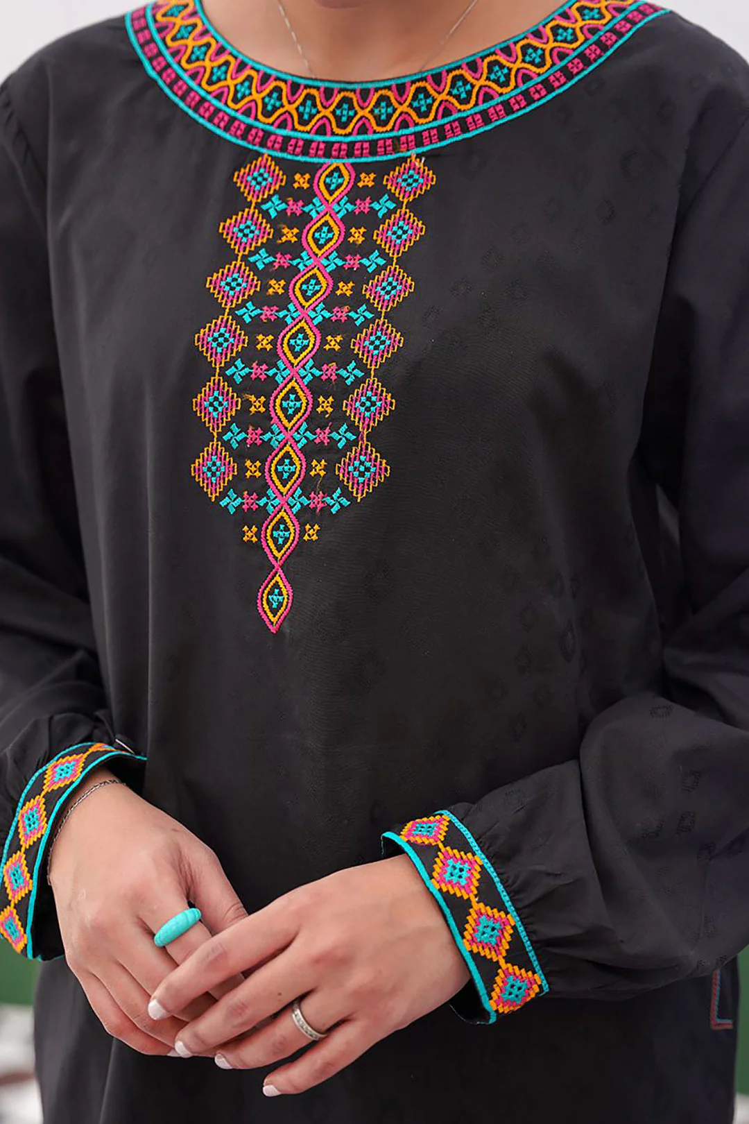 Embroidered Kurta - 0538 - Image 4