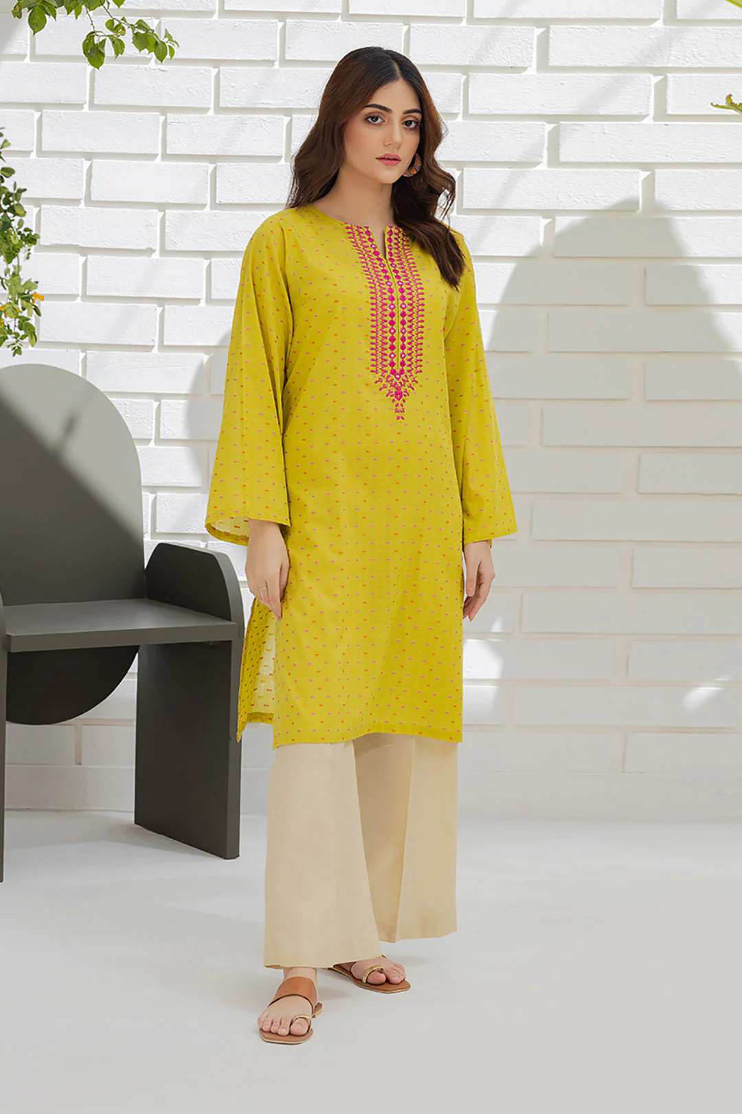 Embroidered Kurta - 1163 - Image 3