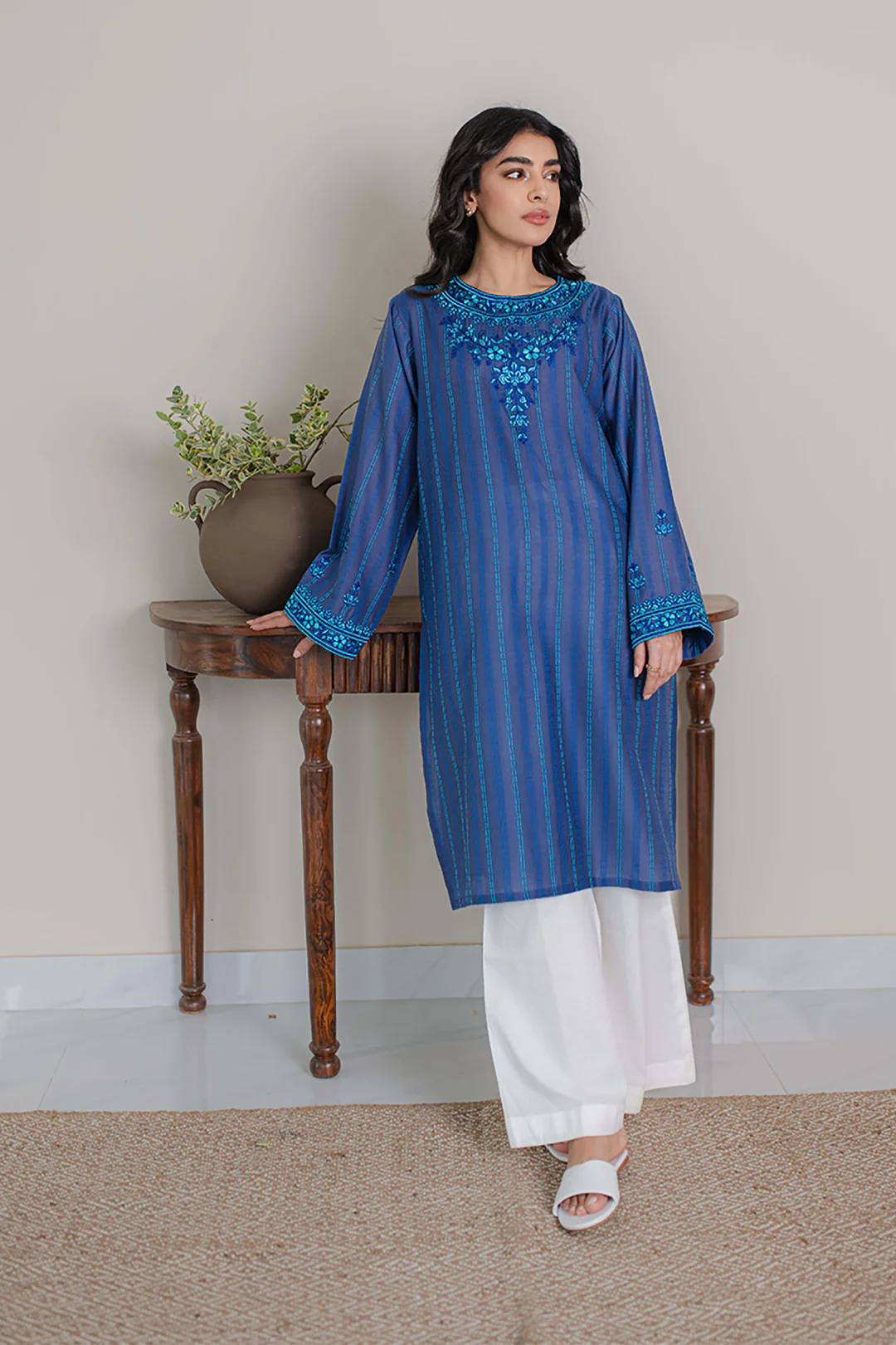 Embroidered Kurta - 1203 - Image 3
