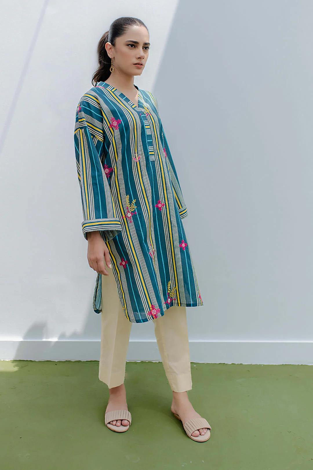 Embroidered Kurta - 1349 - Image 2