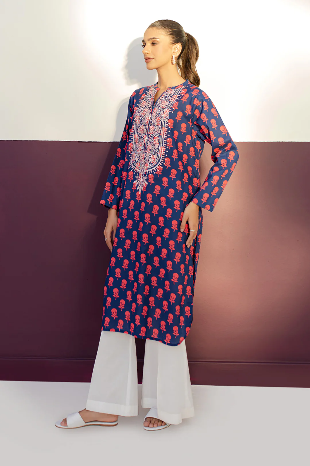 Embroidered Kurta - 1506 - Image 3