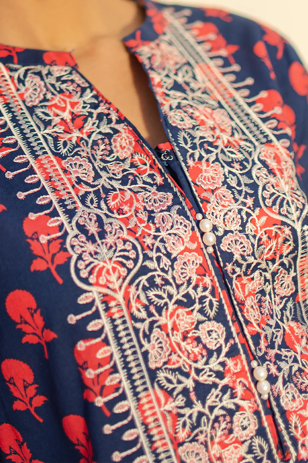 Embroidered Kurta - 1506 - Image 4