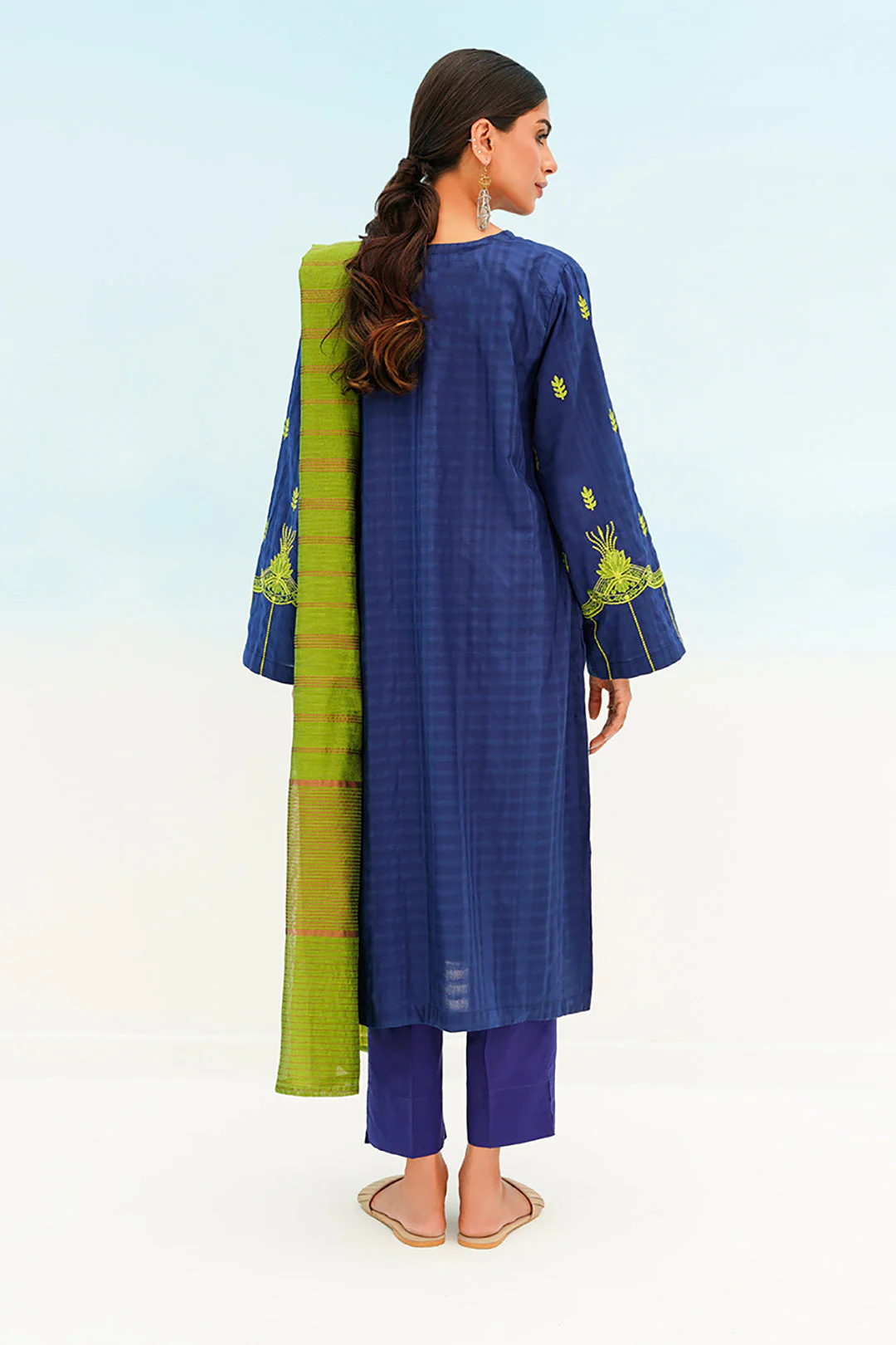Embroidered Kurta Dupatta - 0891 - Image 5
