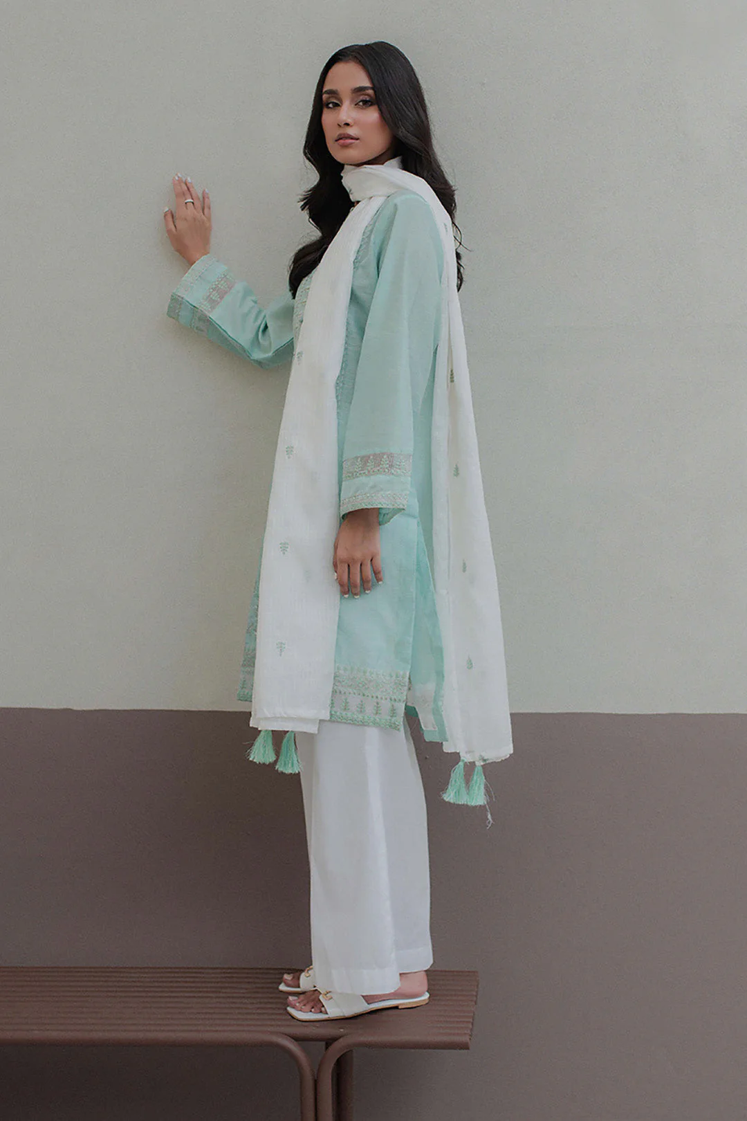 Embroidered Kurta Dupatta - 0975 - Image 3