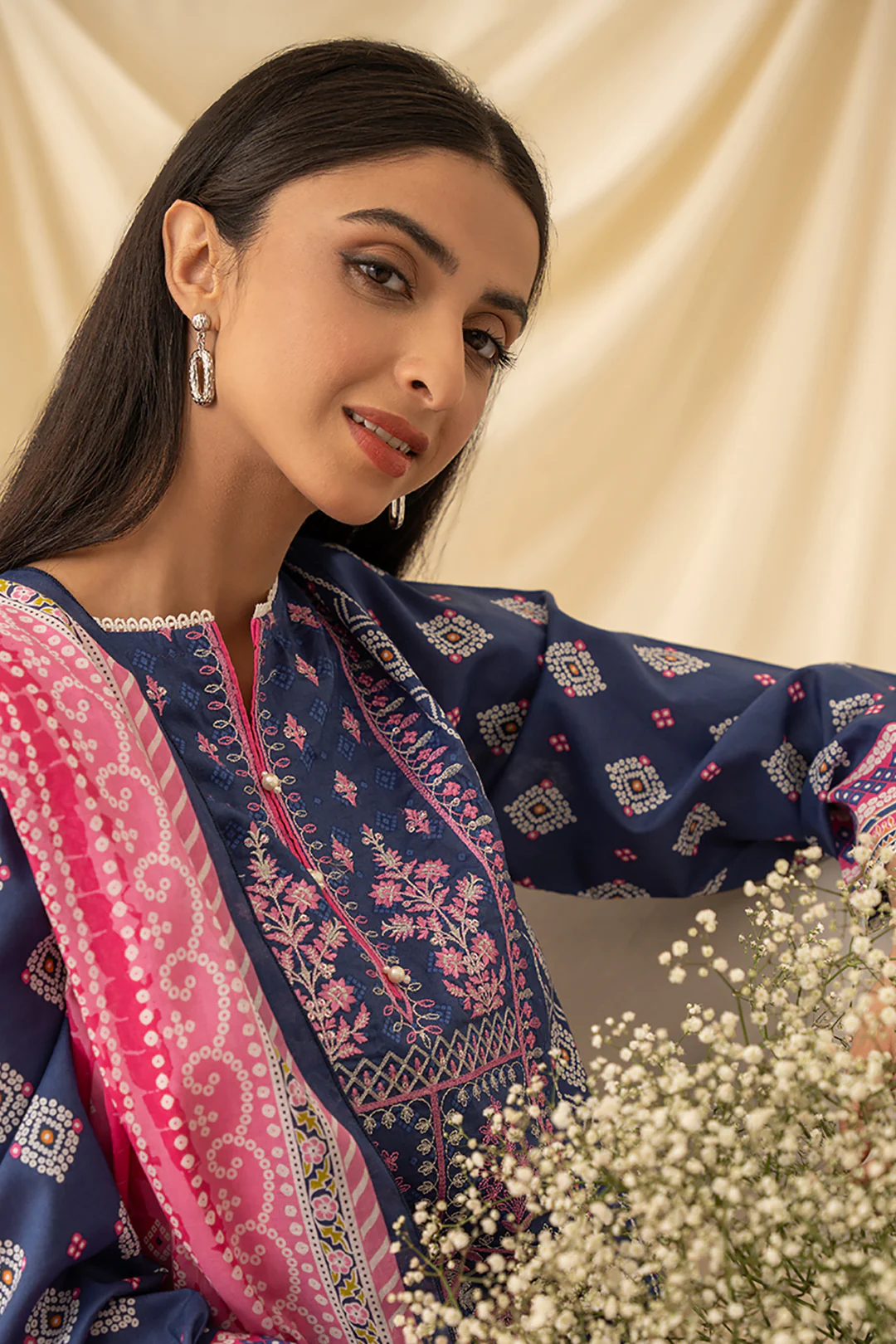 Embroidered Kurta Dupatta - 1708 - Image 3