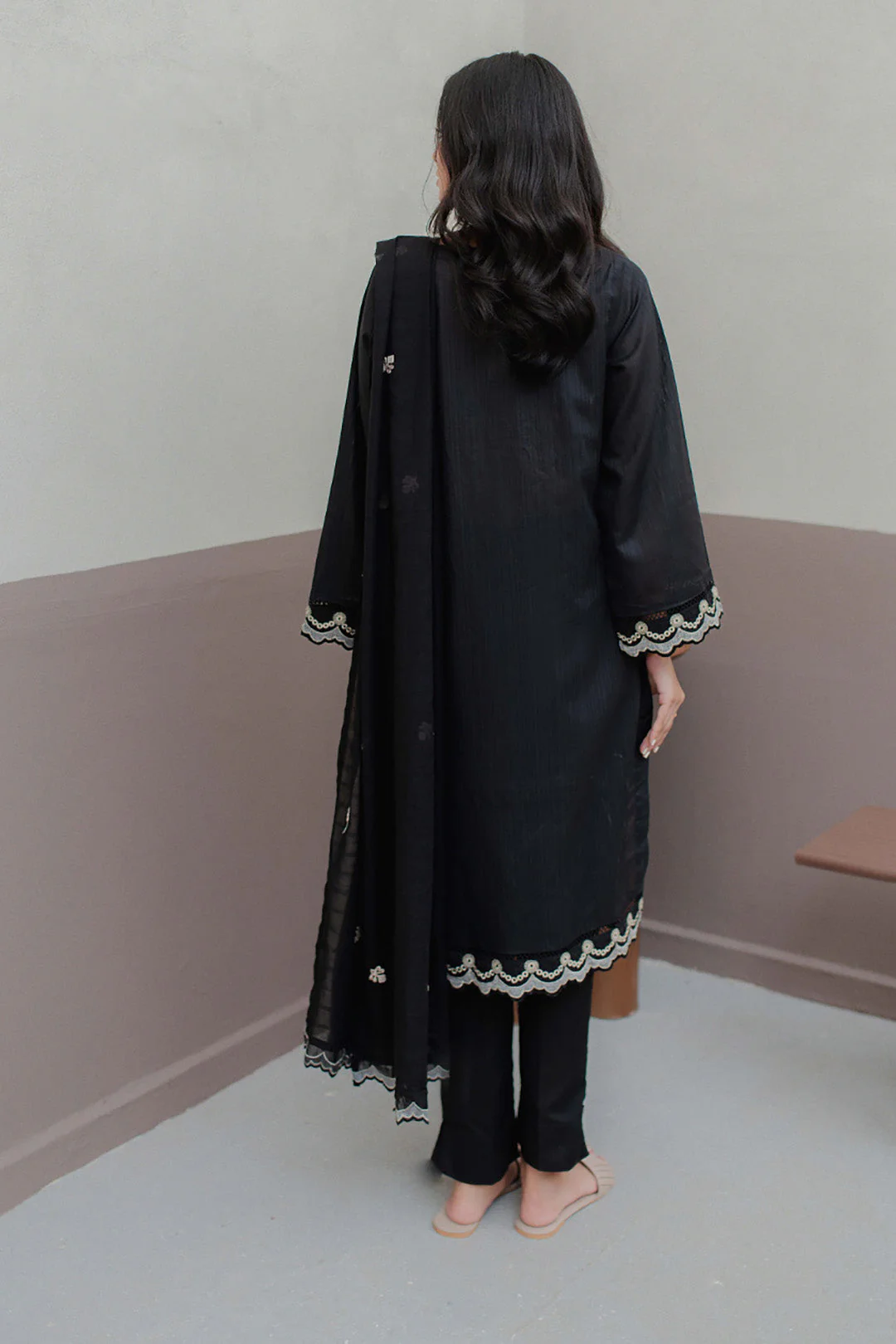 Embroidered Kurta Dupatta Trouser - 0986 - Image 5