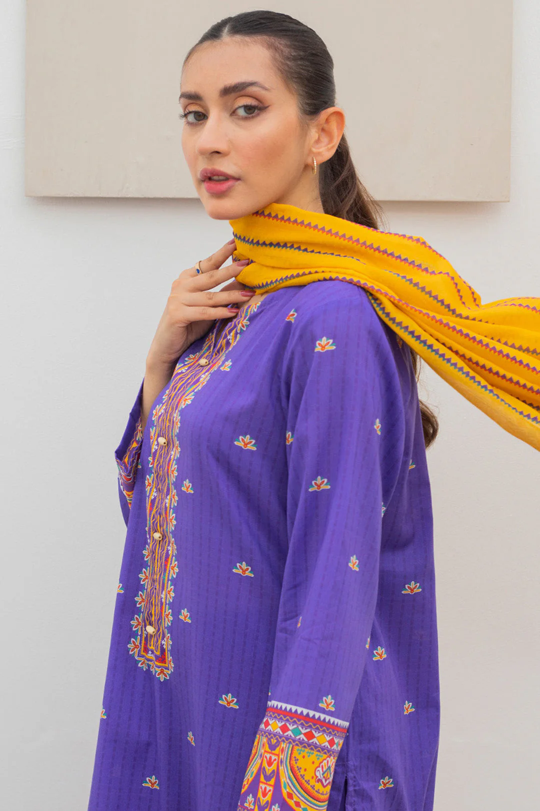 Kurta Dupatta Trouser - 1078 - Image 6