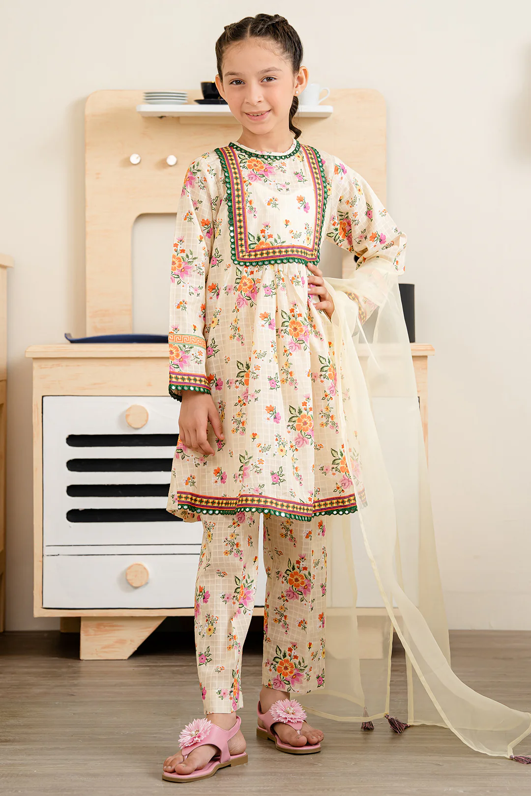 Kurta Dupatta Trouser - 3199 - Image 4