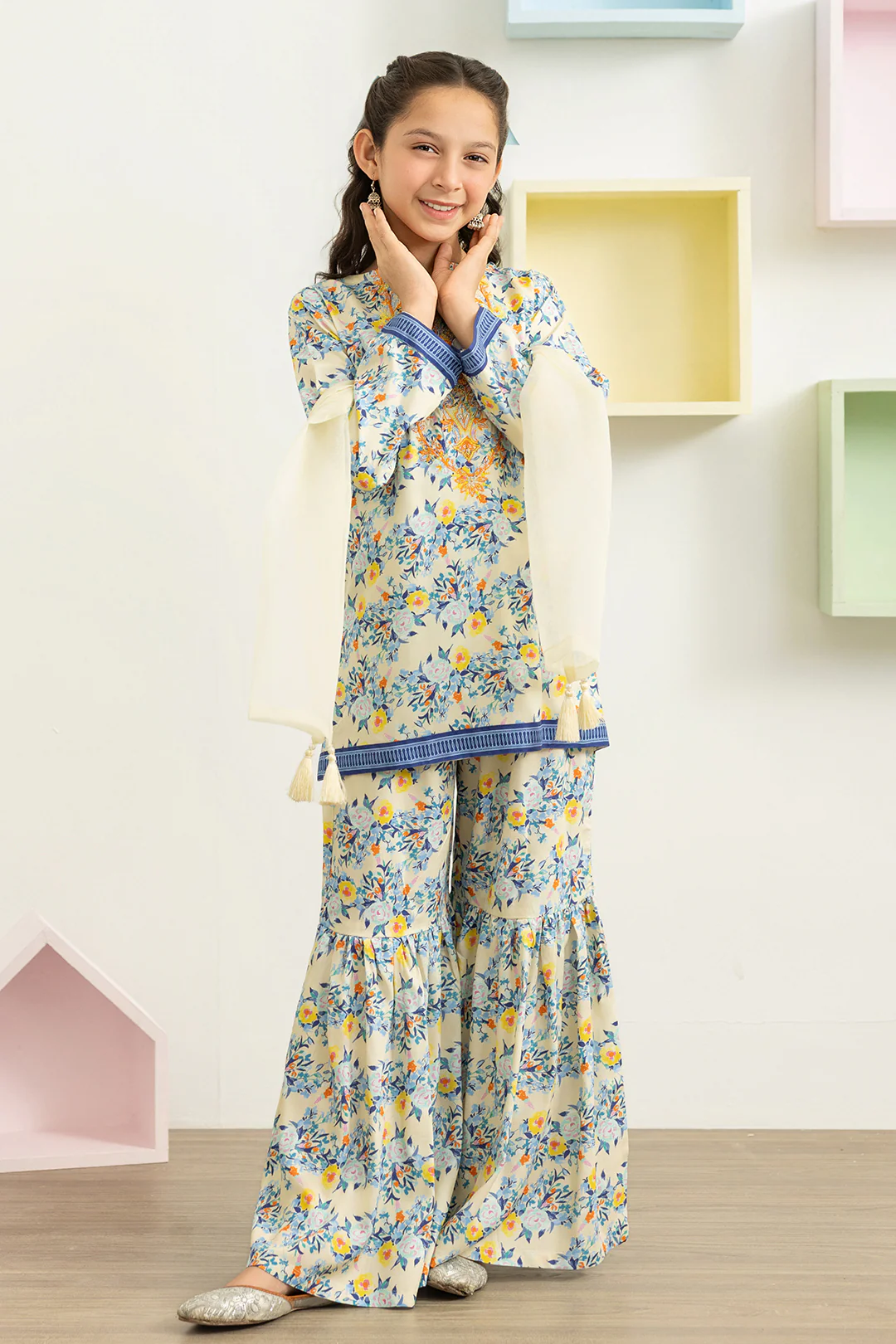Kurta Dupatta Trouser - 3423 - Image 7