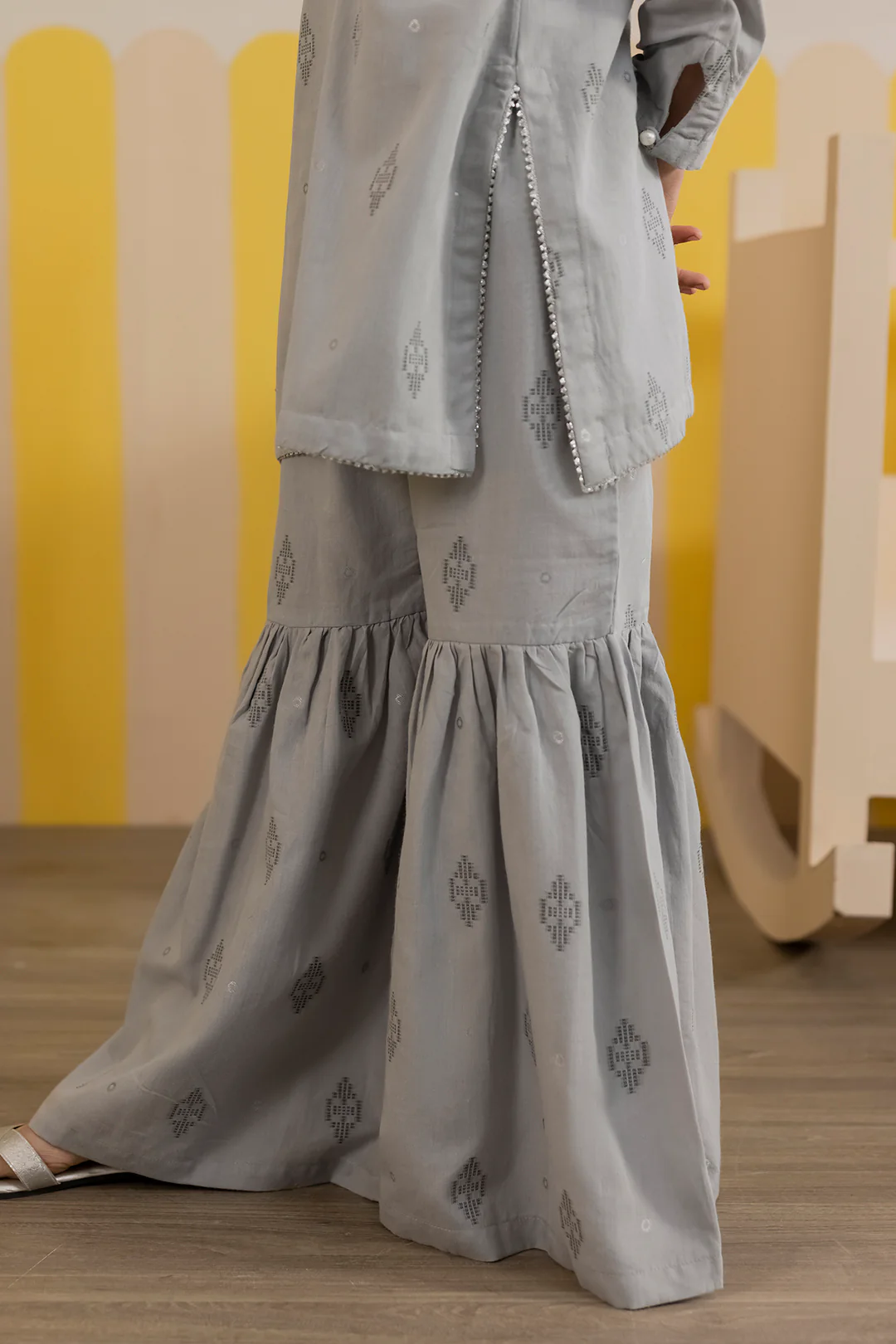 Kurta Dupatta Trouser - 3486 - Image 5