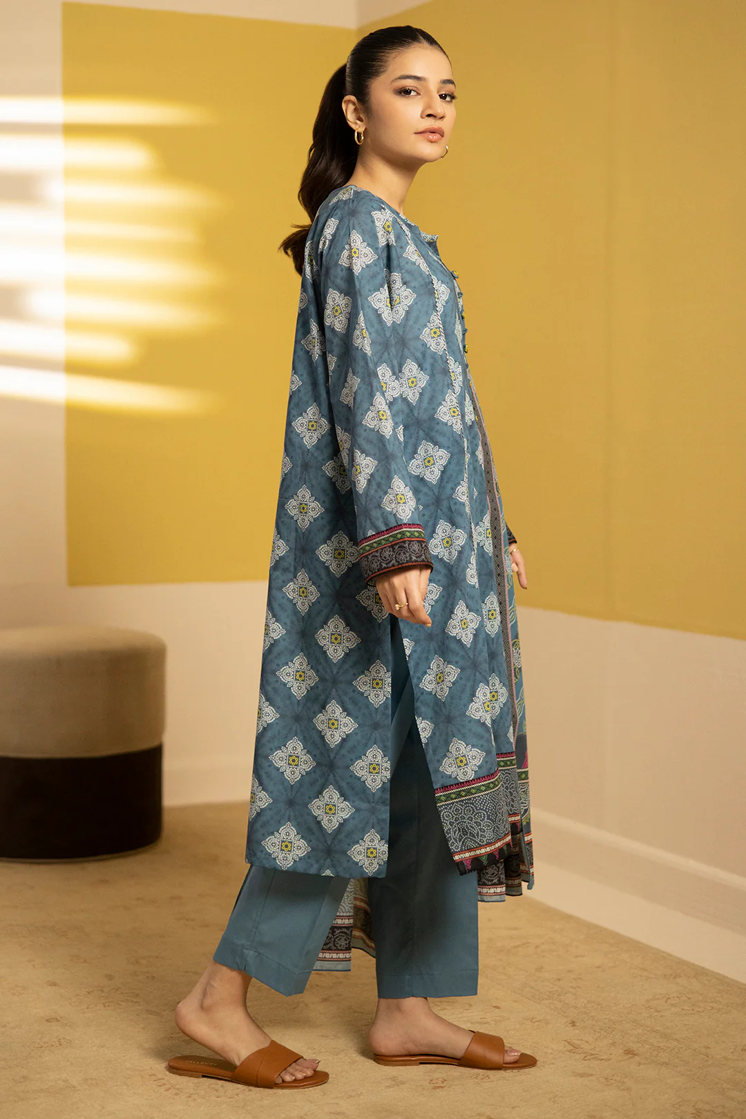 Kurta Dupatta Trouser - 3244 - Image 6