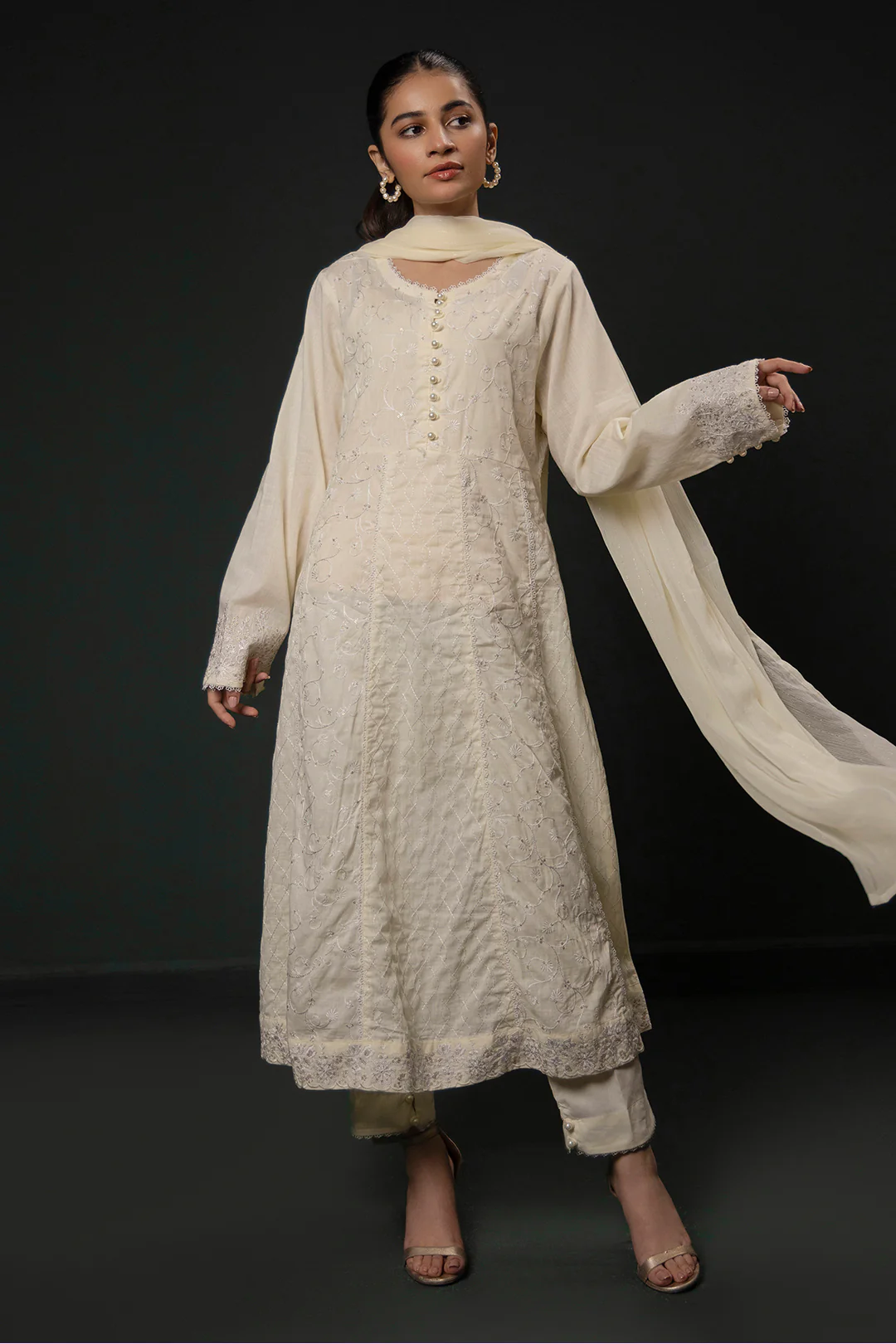 Embroidered Kurta Dupatta Trouser - 3332 - Image 5