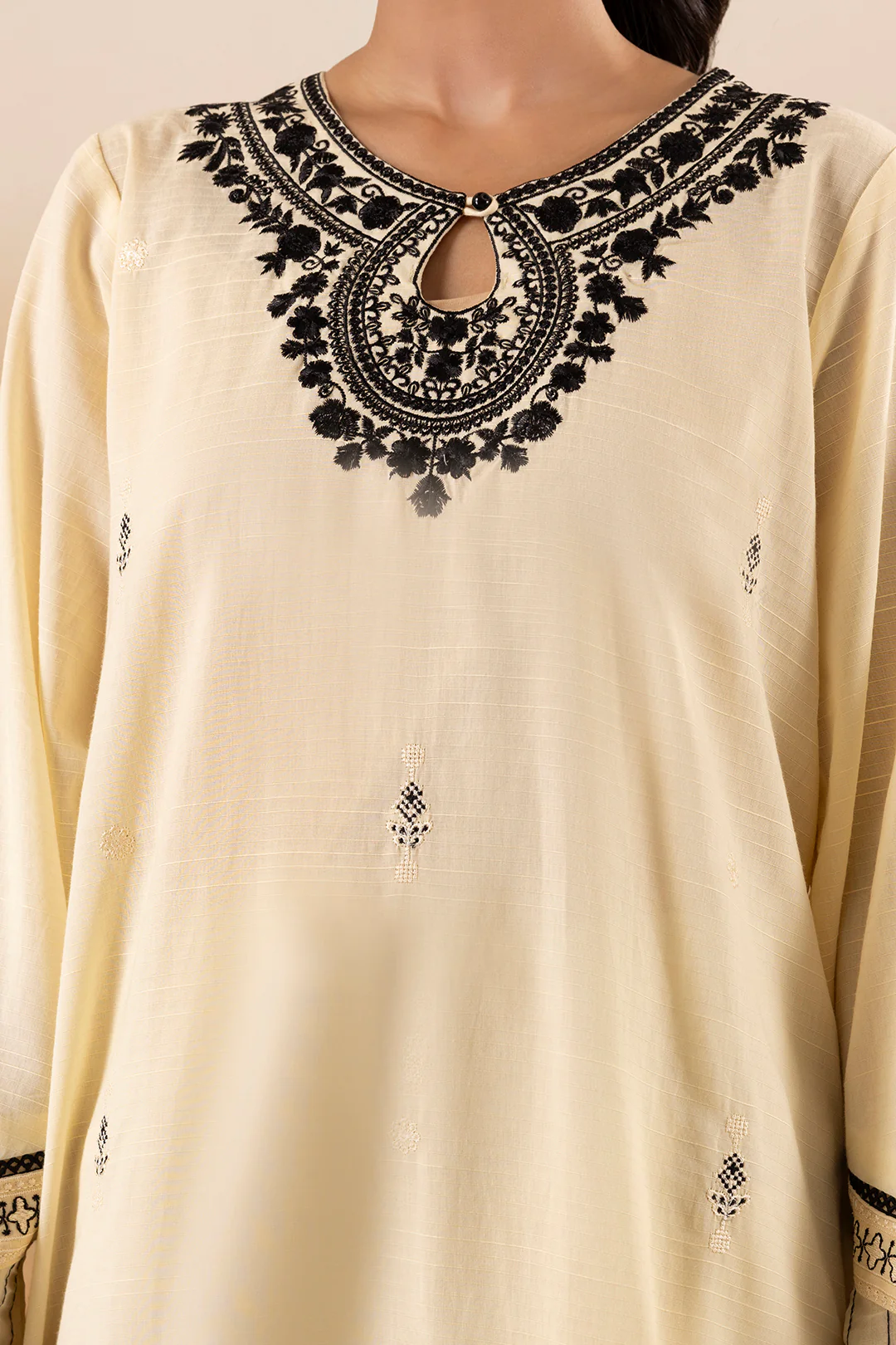 Embroidered Kurta Dupatta Trouser - 3334 - Image 5