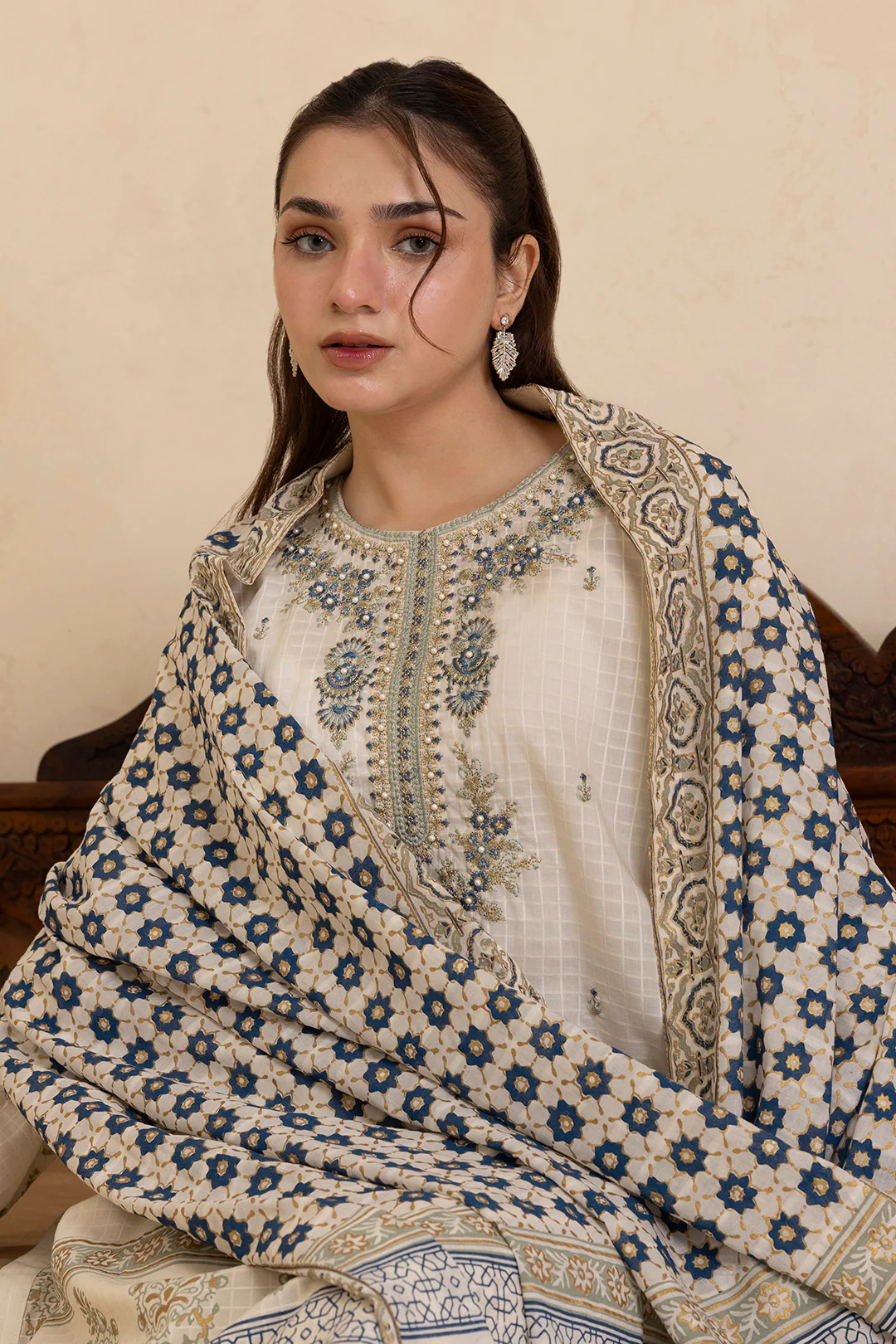 Embroidered Kurta Dupatta Trouser - 2509 - Image 4