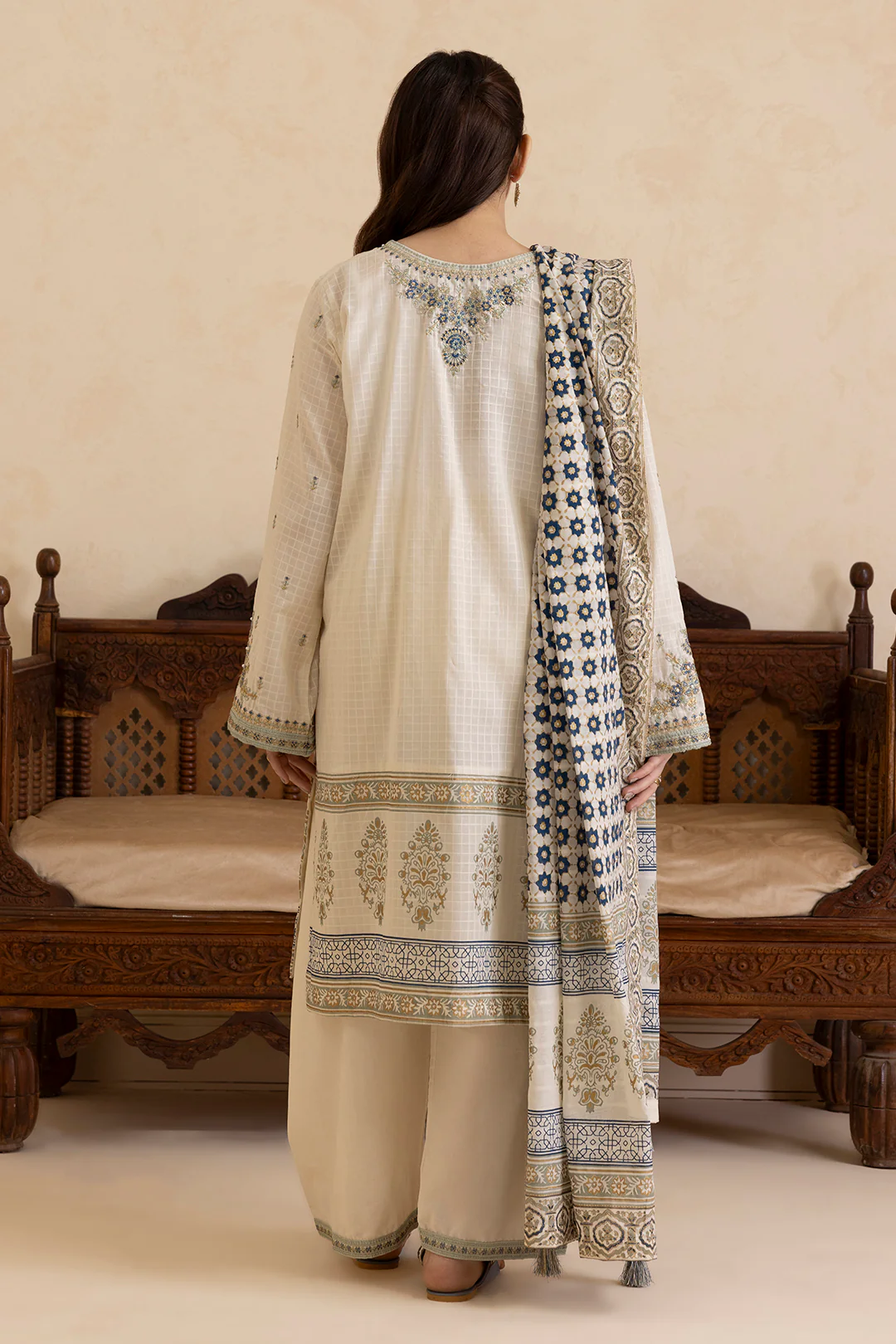 Embroidered Kurta Dupatta Trouser - 2509 - Image 9