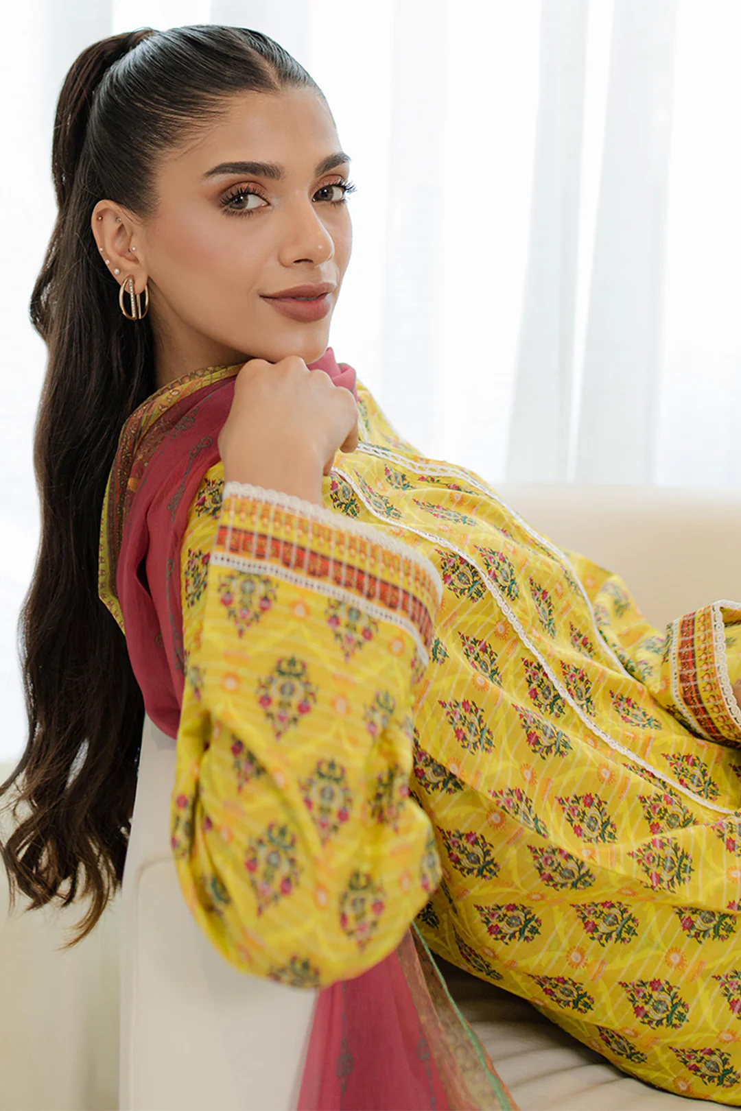 Kurta Dupatta Trouser - 1746 - Image 2