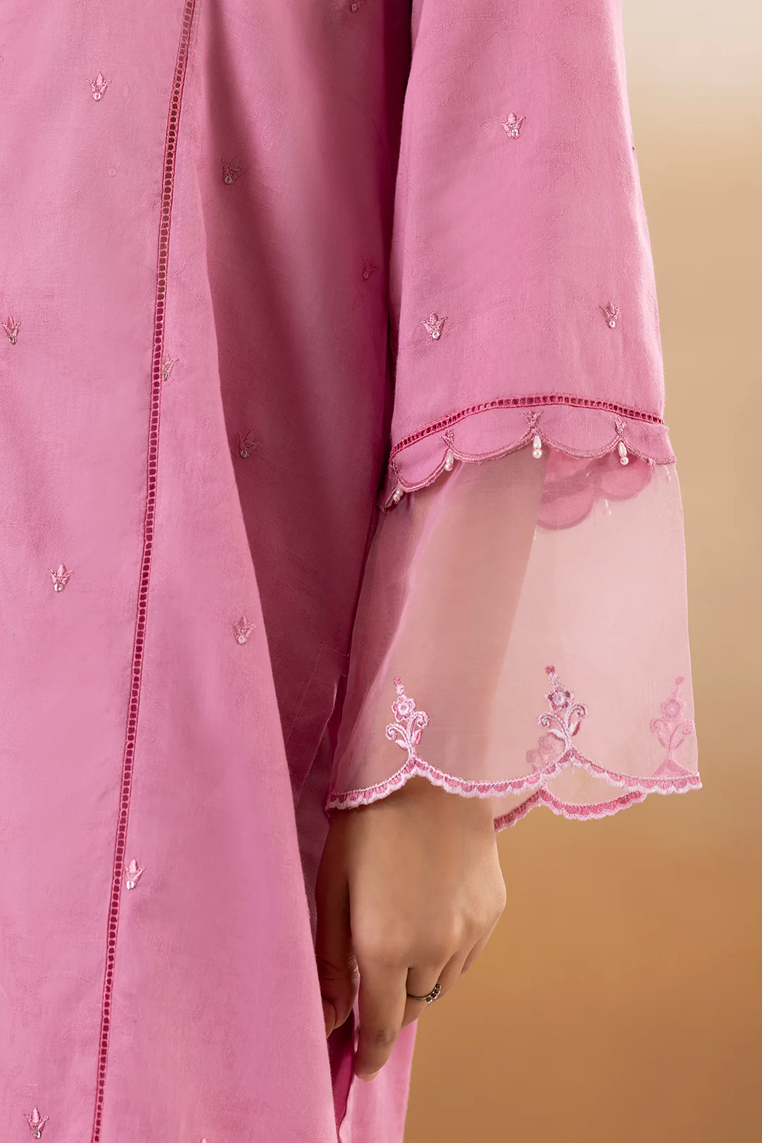Embroidered Kurta Dupatta Trouser - 1777 - Image 4