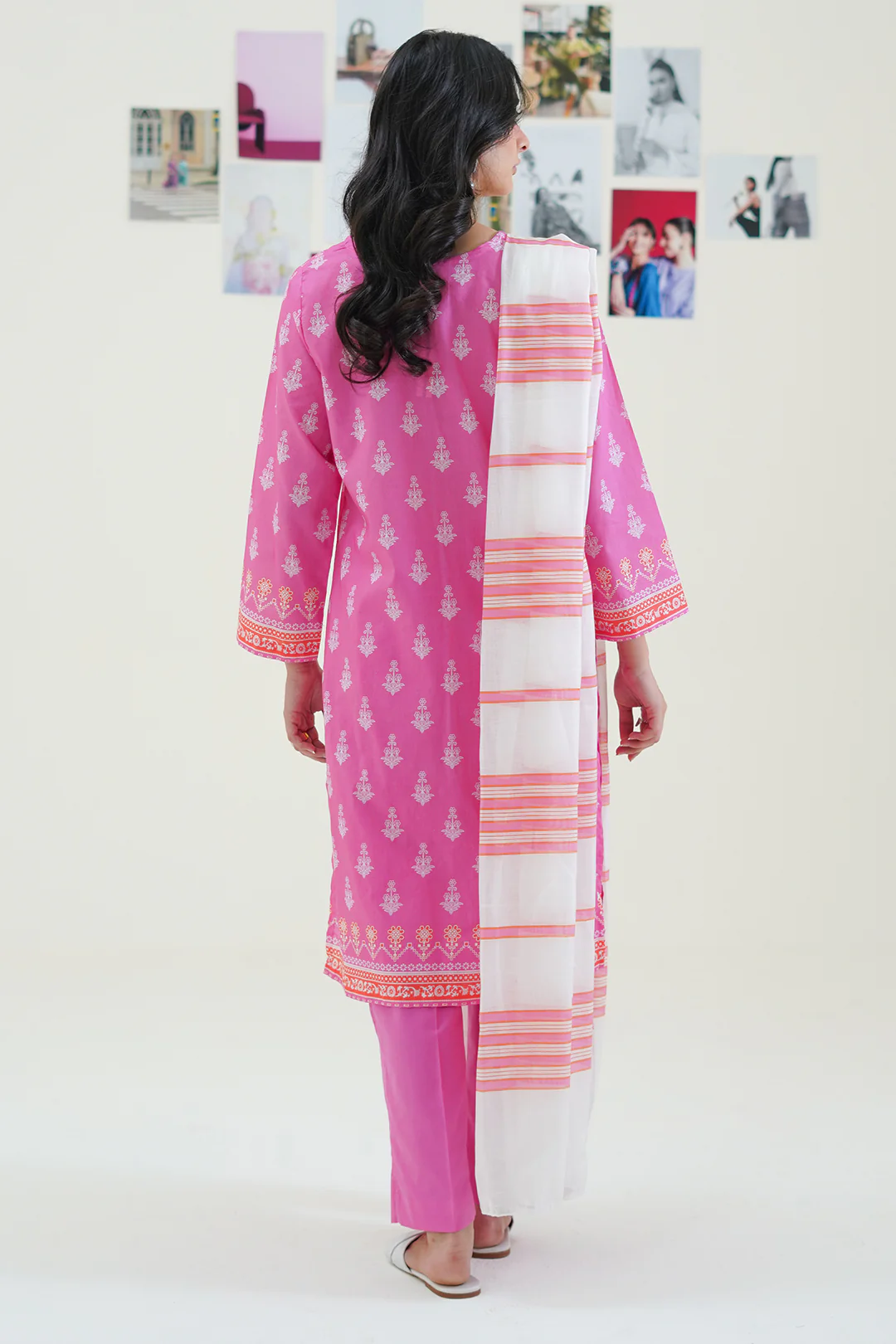 Kurta Dupatta Trouser - 1942 - Image 5