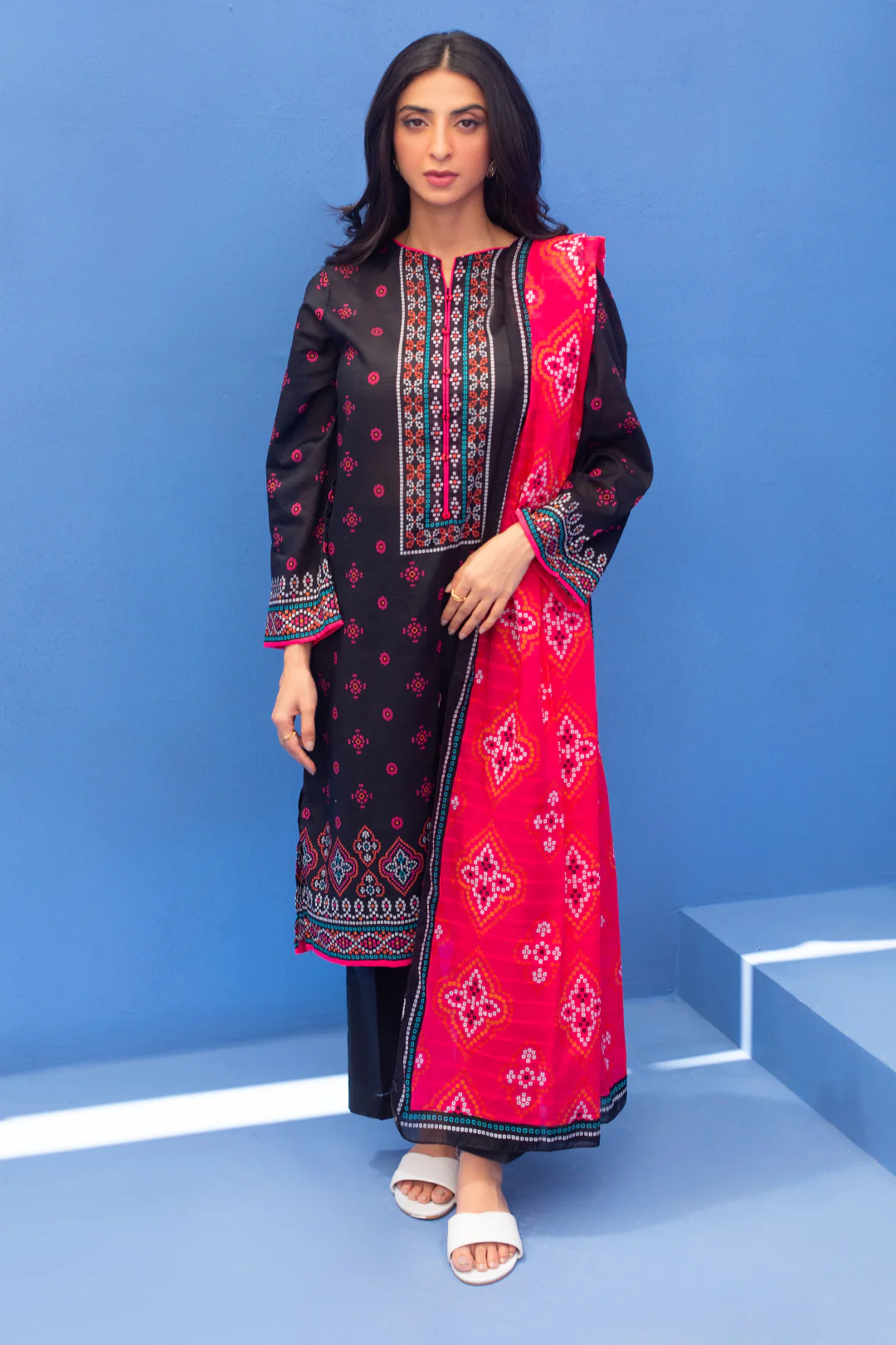Kurta Dupatta Trouser - 1950 - Image 2