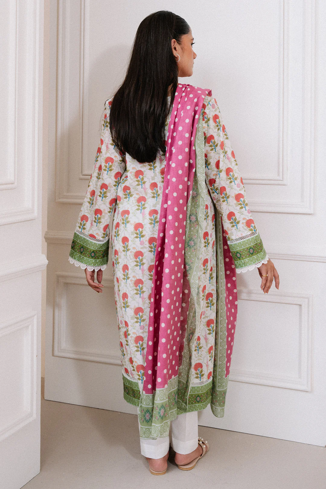 Kurta Dupatta Trouser - 1957 - Image 5