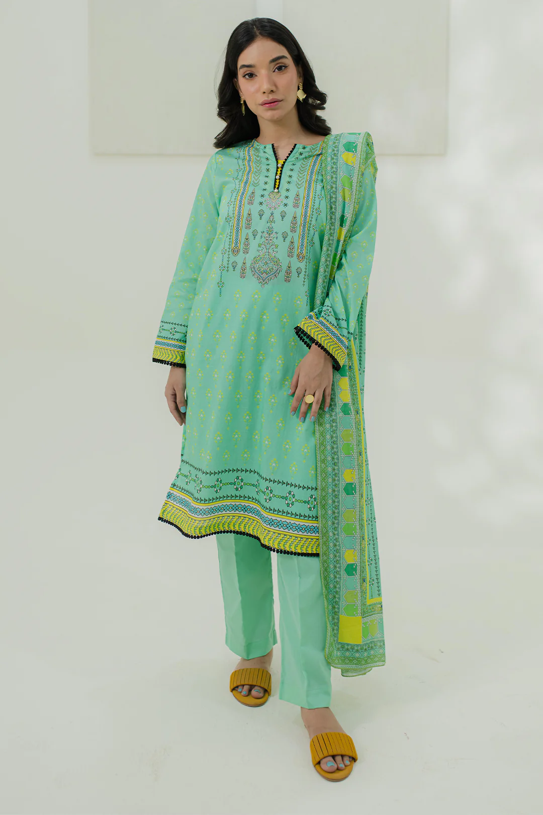 Kurta Dupatta Trouser - 1961 - Image 2