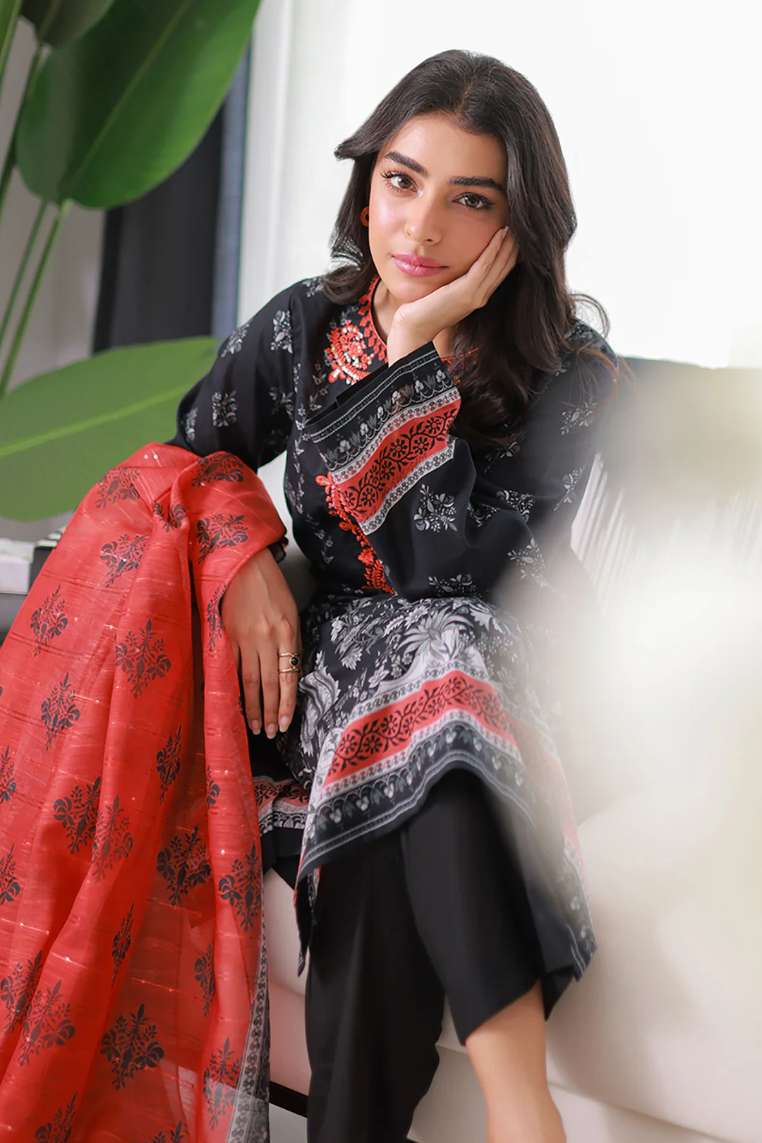 Embroidered Kurta Dupatta Trouser - 1966 - Image 3
