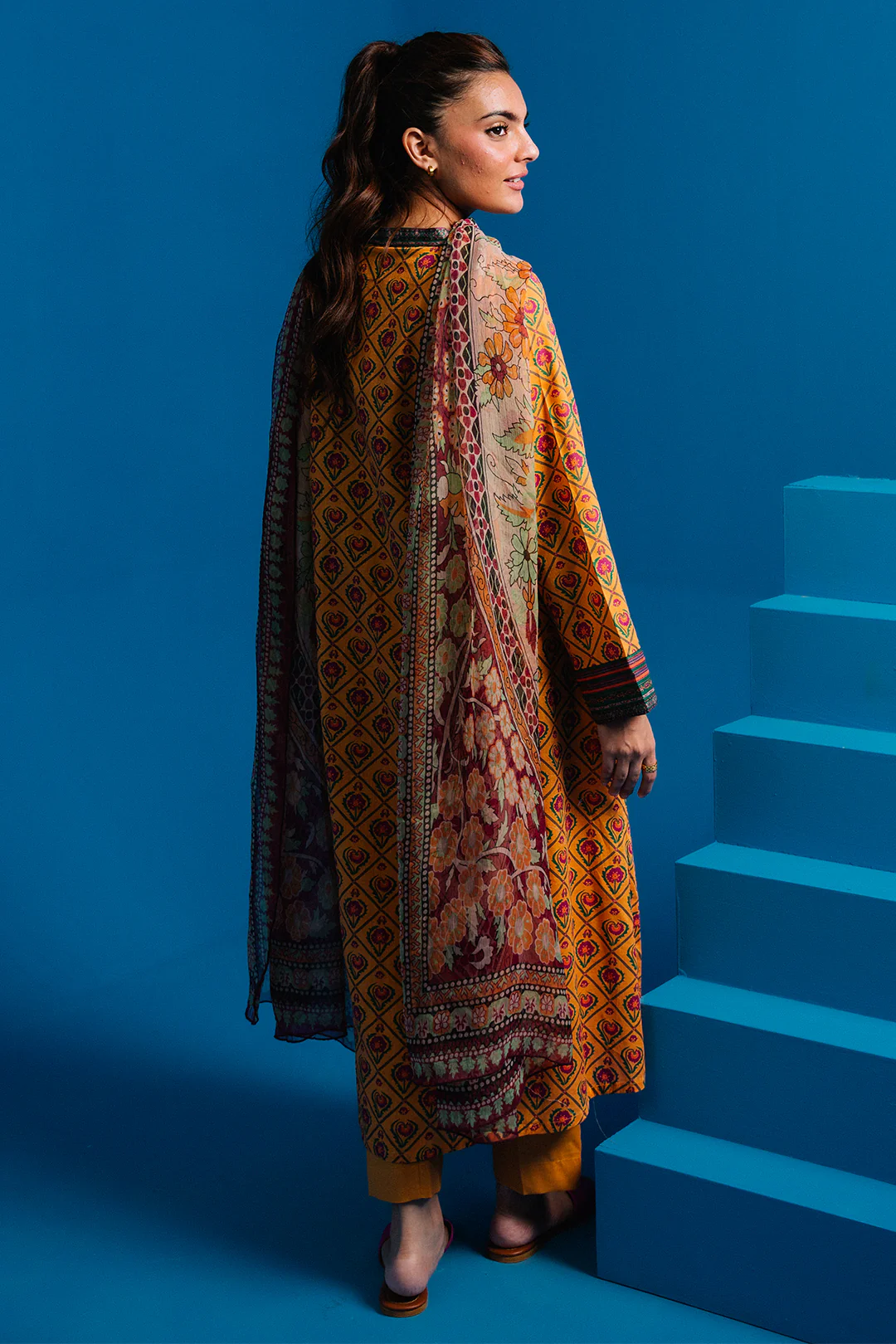 Kurta Dupatta Trouser - 2104 - Image 5