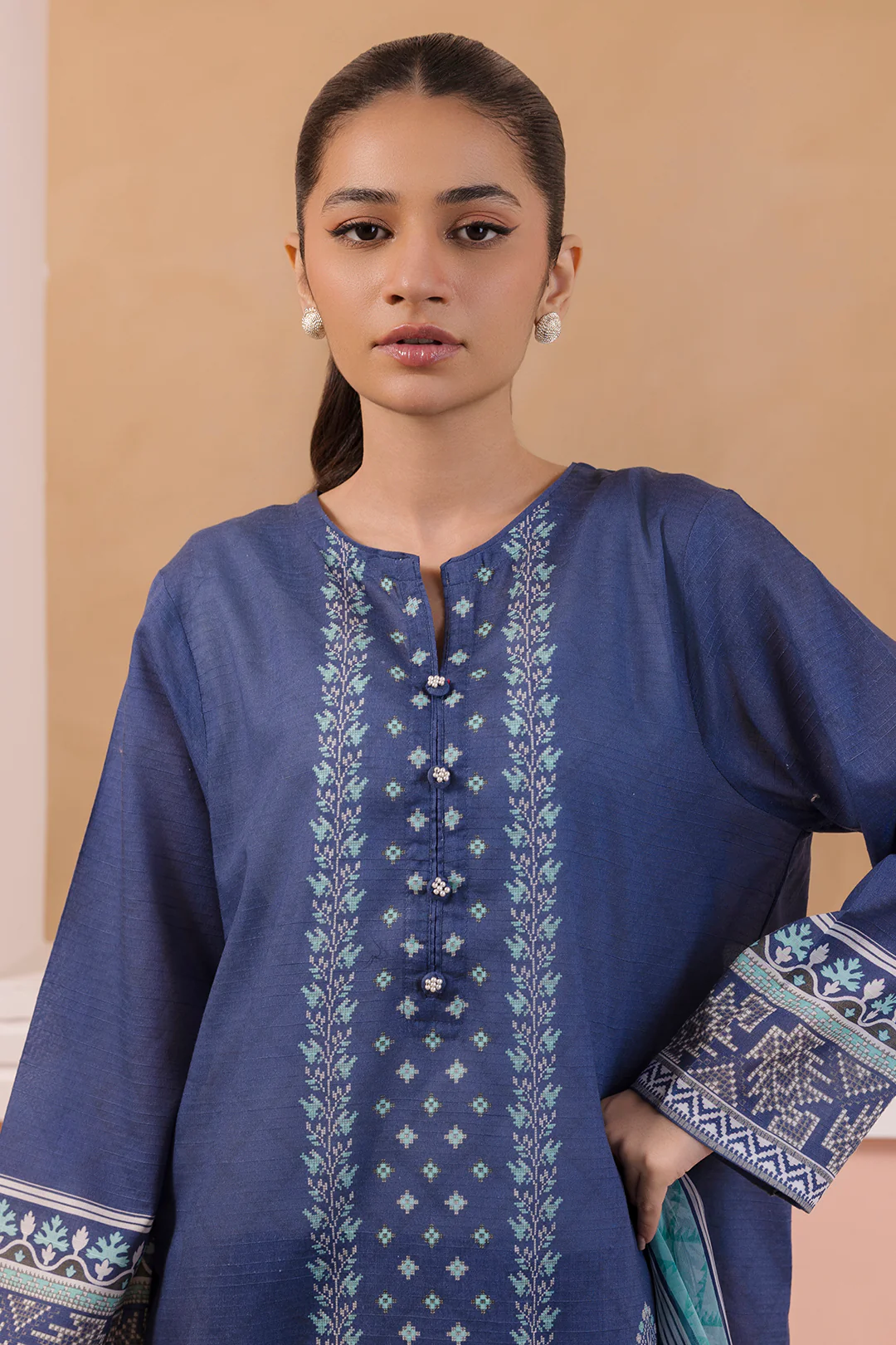 Kurta Dupatta Trouser - 2107 - Image 3