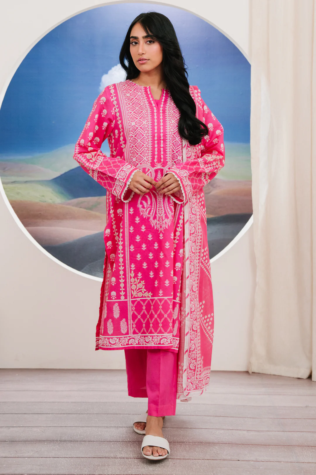 Kurta Dupatta Trouser - 2108 - Image 8