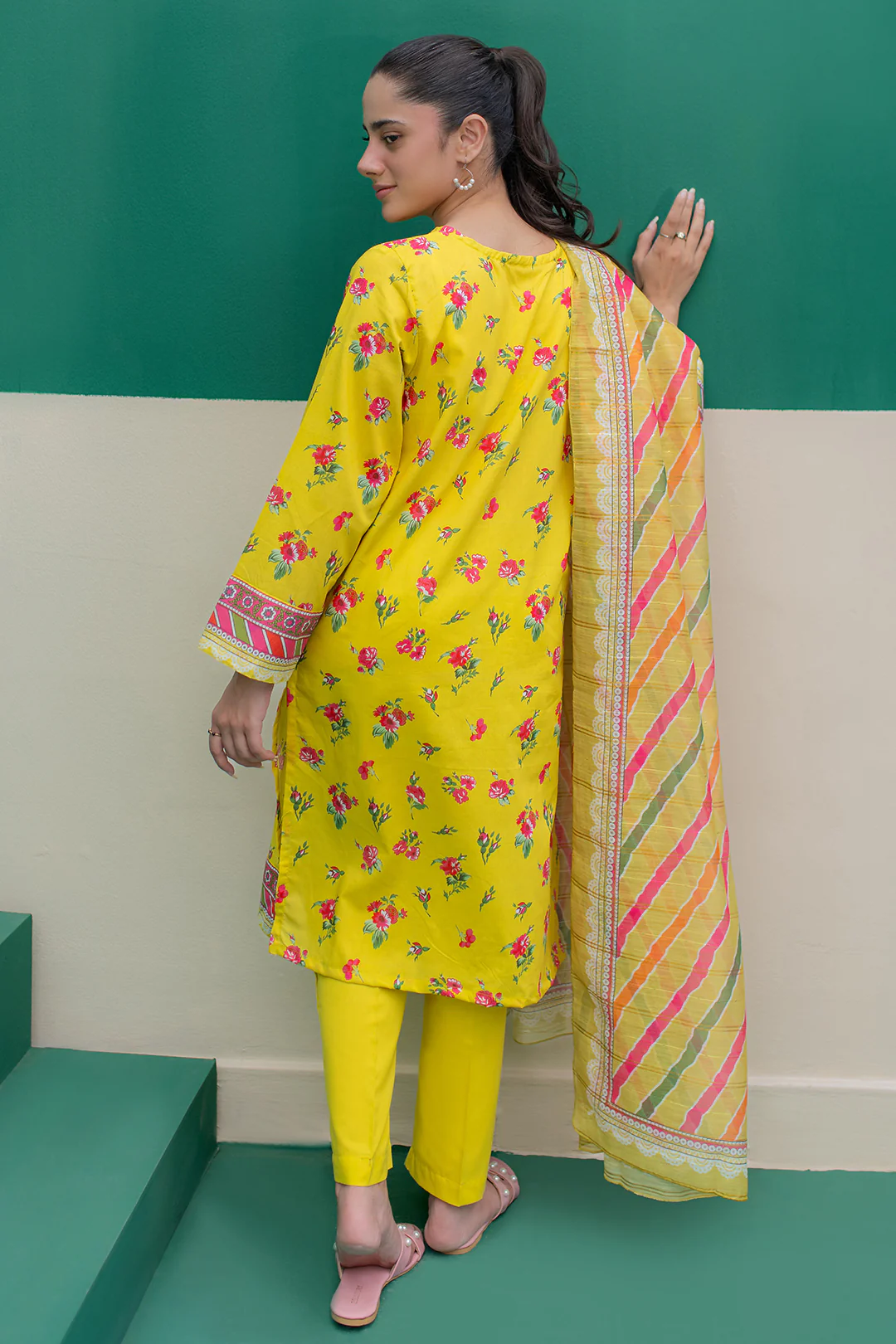 Kurta Dupatta Trouser - 2111 - Image 6