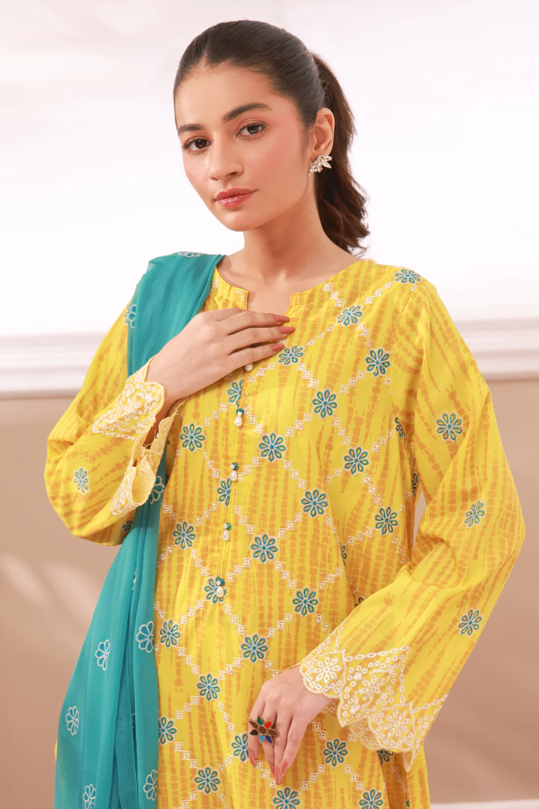 Embroidered Kurta Dupatta Trouser - 2133 - Image 2