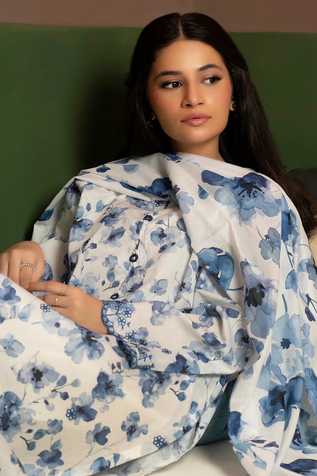 Embroidered Kurta Dupatta Trouser - 1522 - Image 4